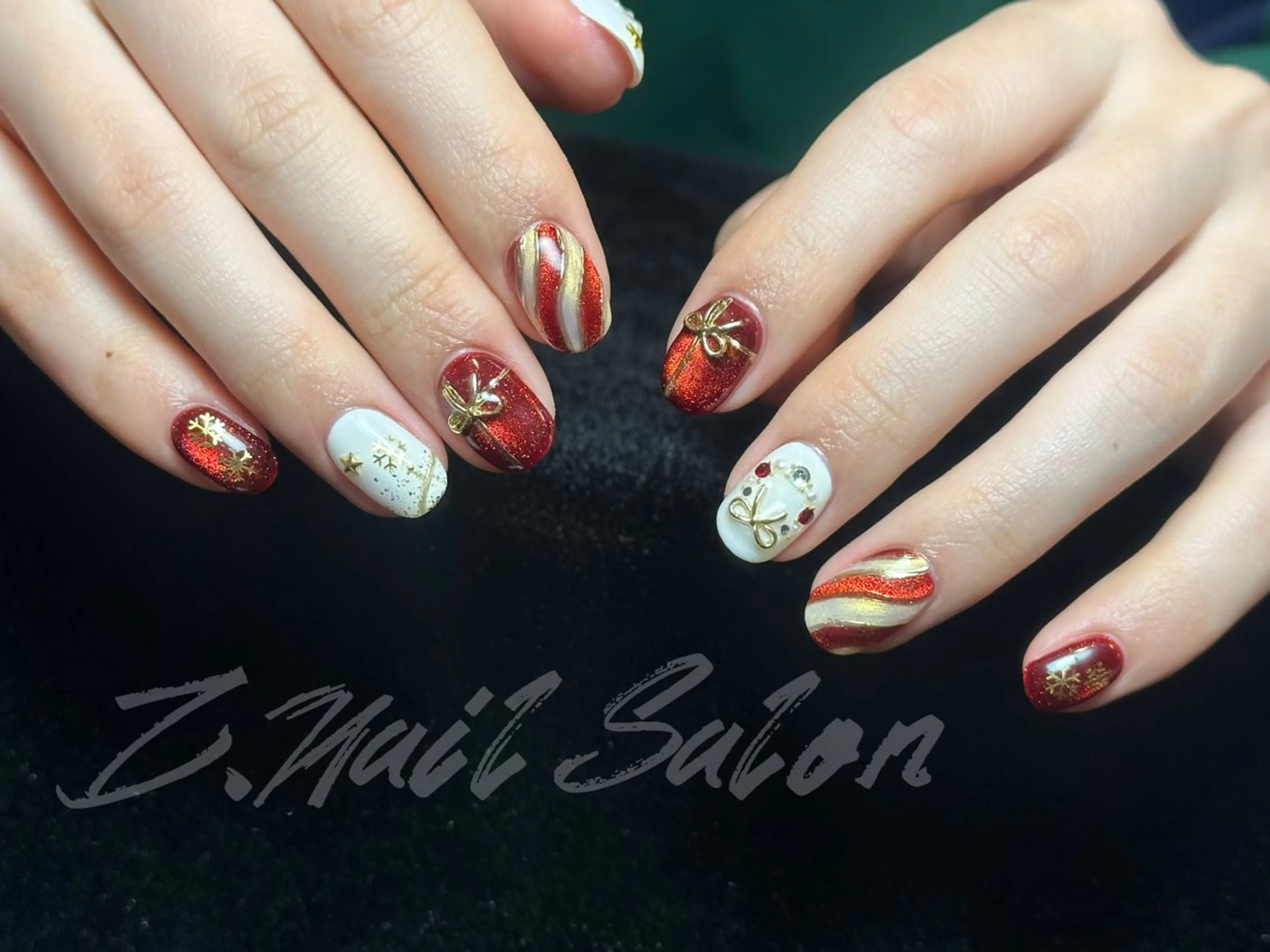 ネイル 冬ネイル クリスマス Z.Nail Salonのネイルデザイン