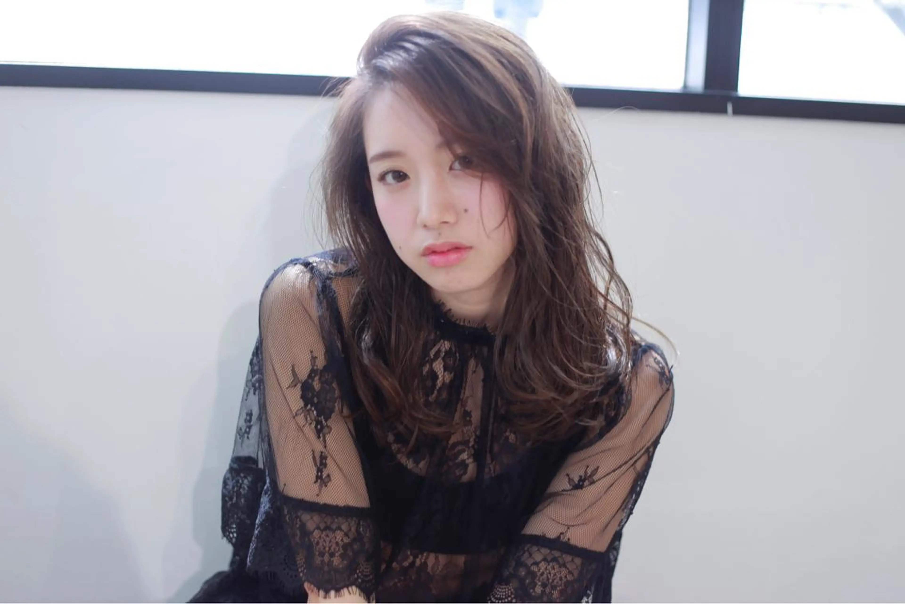 ミディアム ハイトーン/レイヤー /ケアブリーチ石川治のヘアスタイル