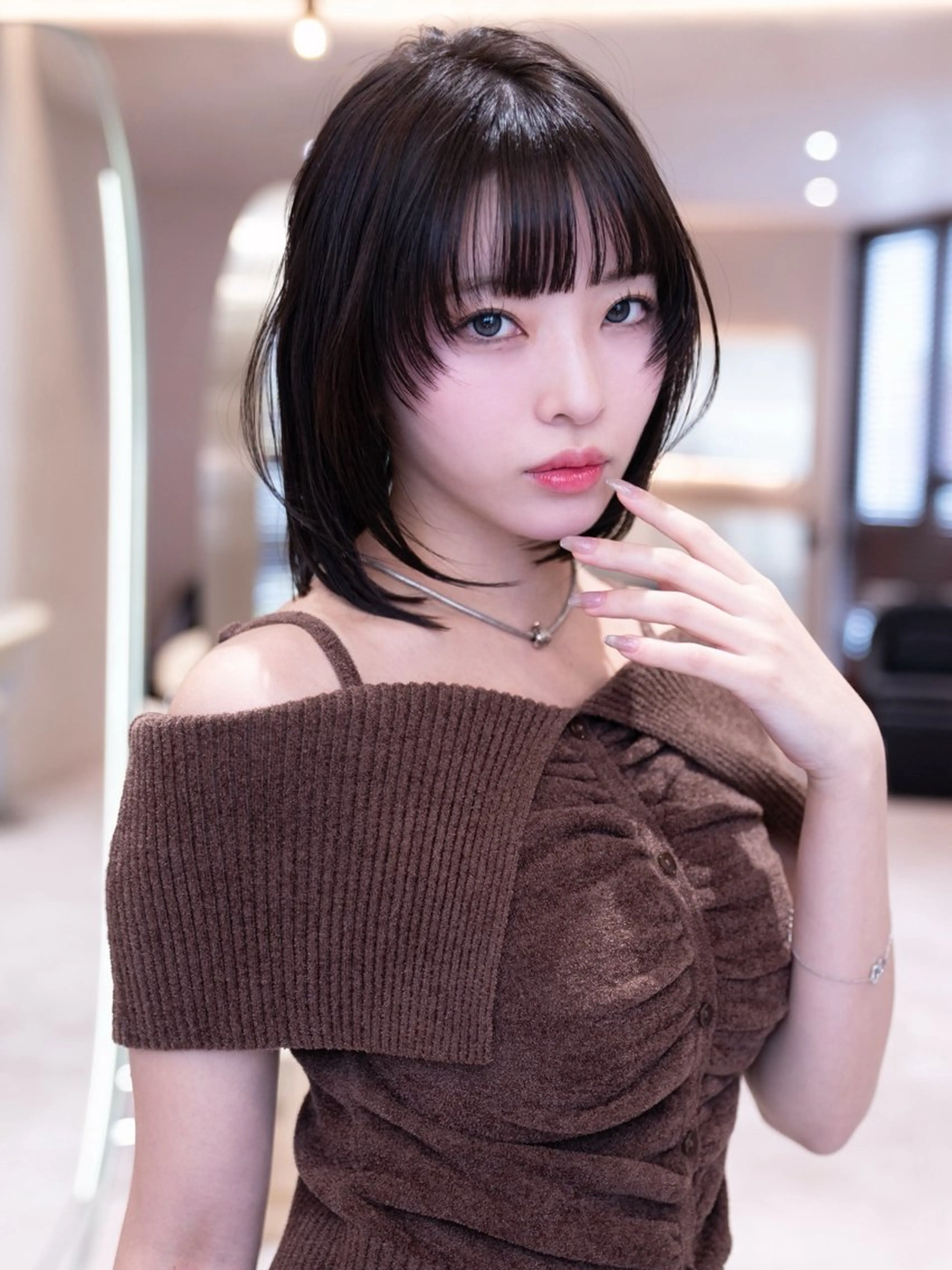ミディアム カット 🉐レイヤー/塩見 弘樹🉐渋谷のヘアスタイル