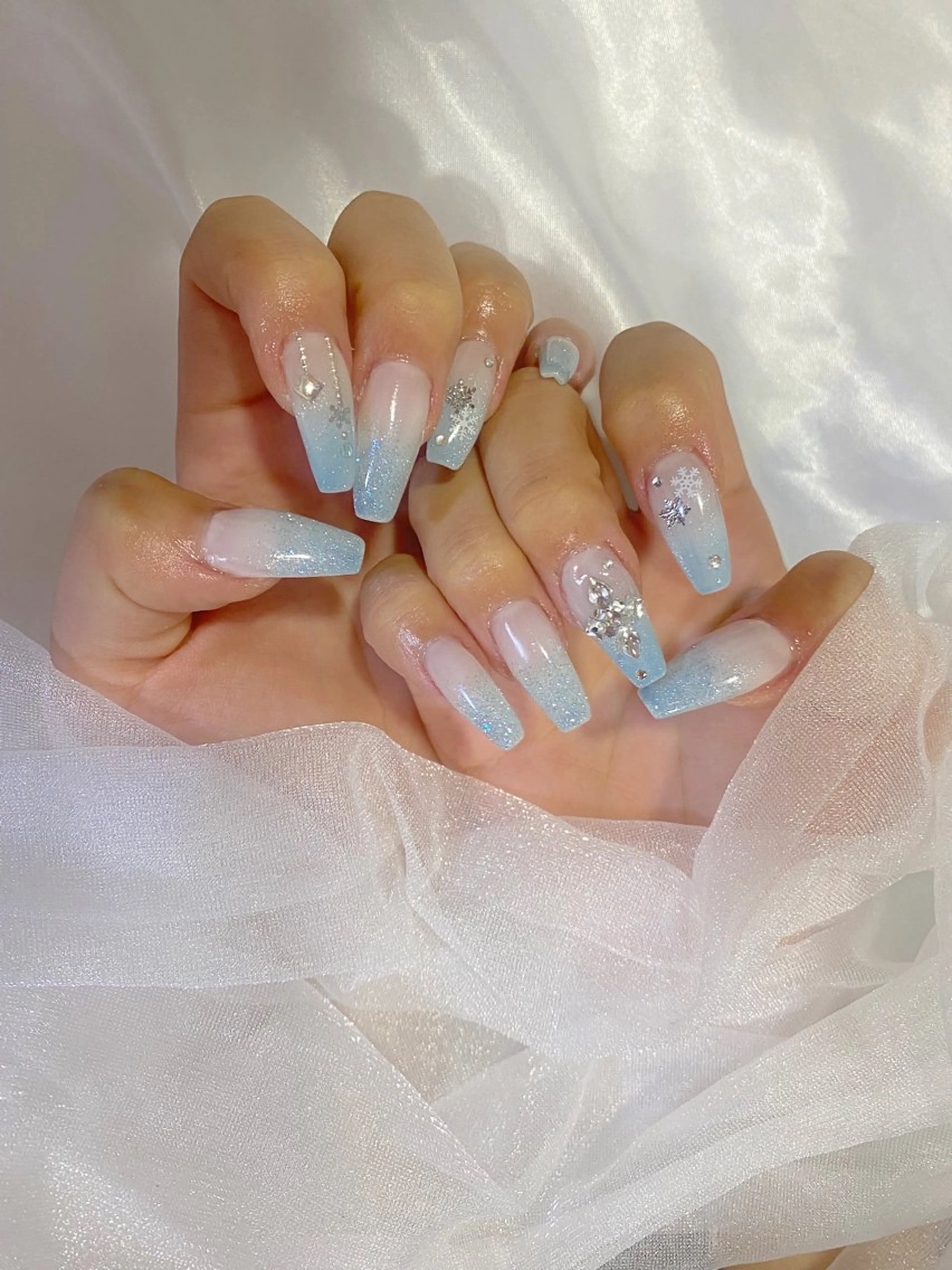 ネイル shareplus honmachi所属・Lim nail🤍 Ayaのネイルデザイン