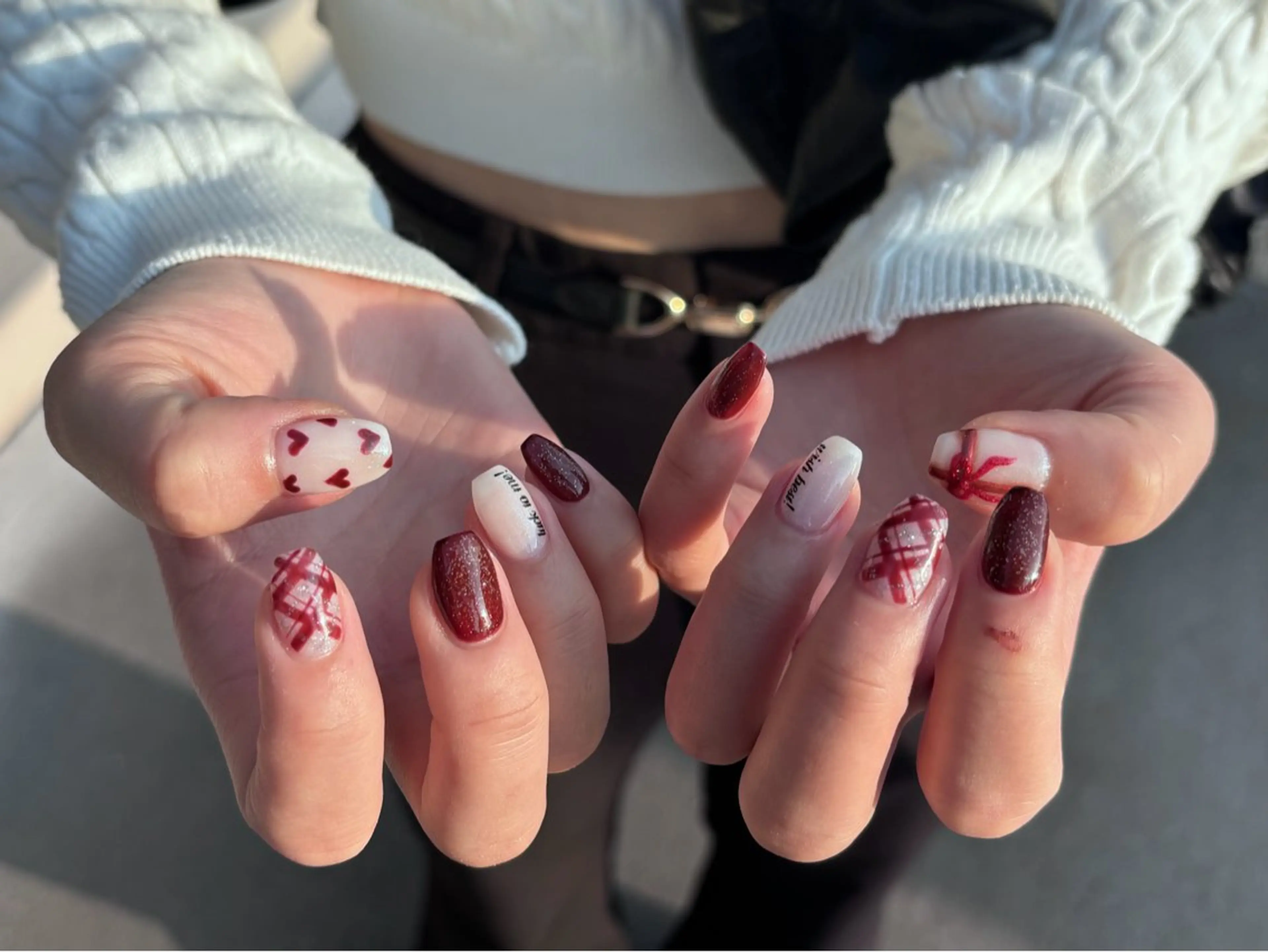 ネイル ボルドー 冬ネイル クリスマス ハンドネイル nayu nailのネイルデザイン