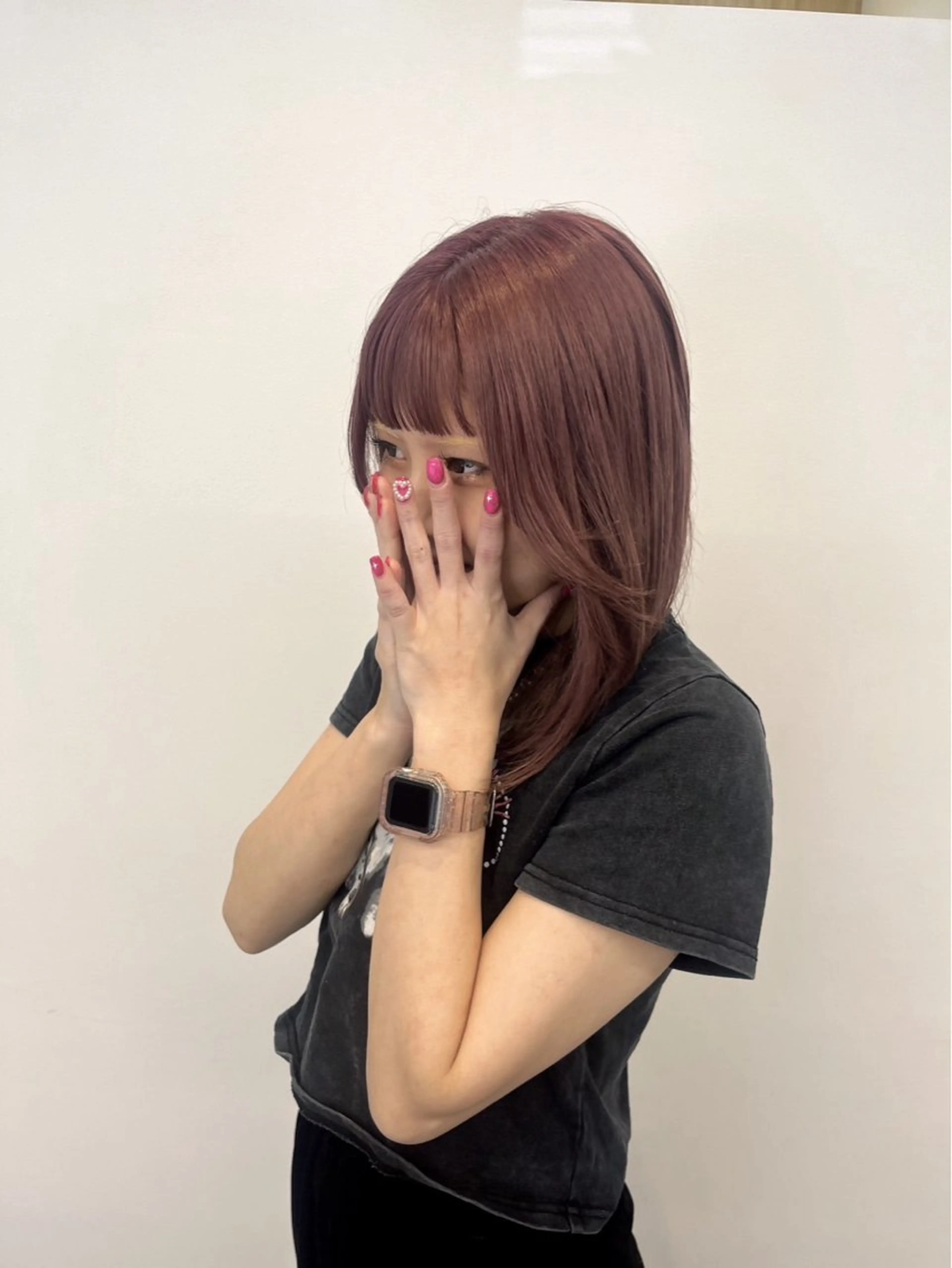 ミディアム カラー ベージュカラー ブリーチ ピンクカラー ピンクベージュ 髪質改善 ೀyuikaのヘアスタイル