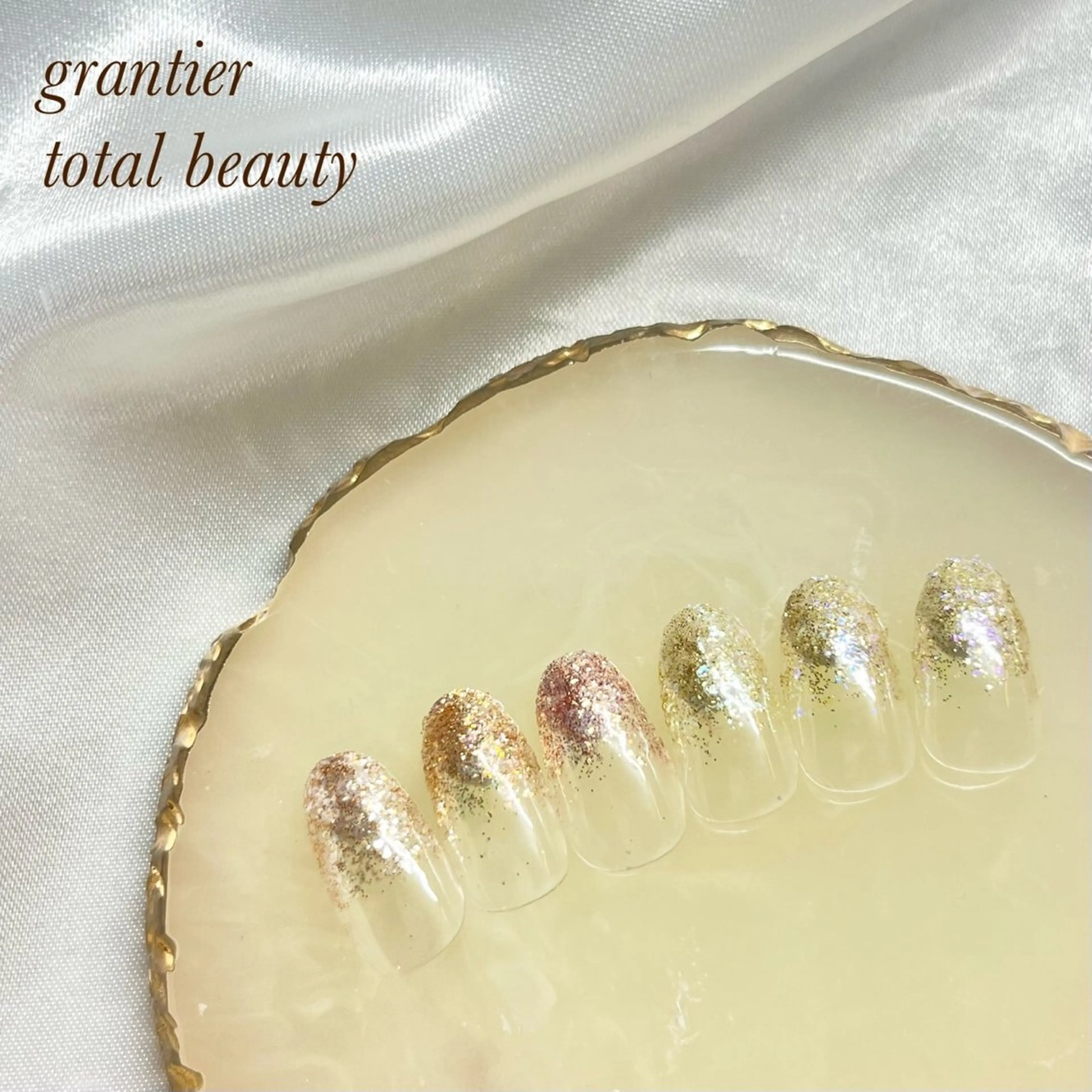 ネイル ラメ(グリッター) ワンカラーネイル ハンドネイル grantier beautyのネイルデザイン