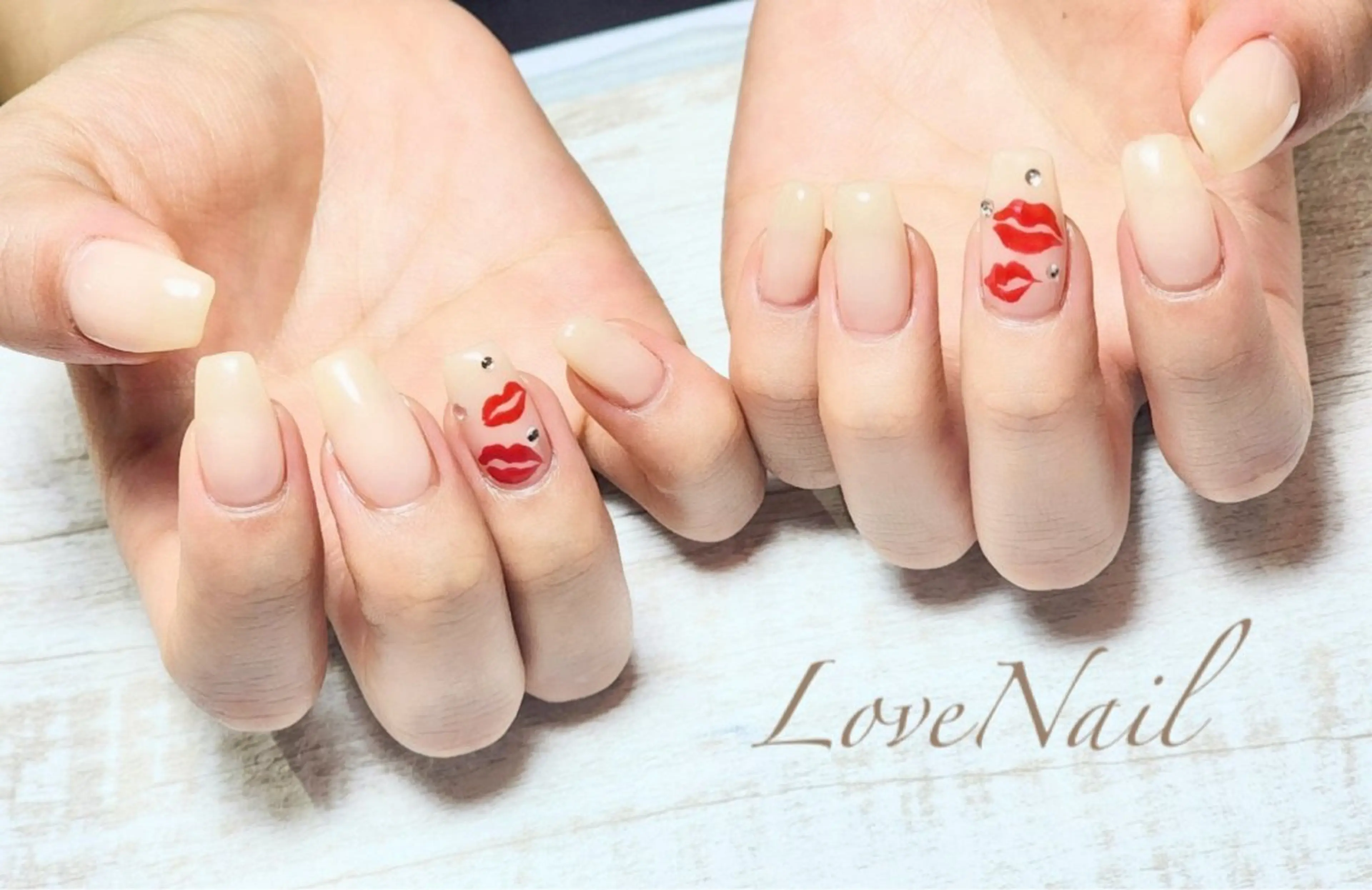 ネイル アートネイル LoveNail HIROSHIMAのネイルデザイン