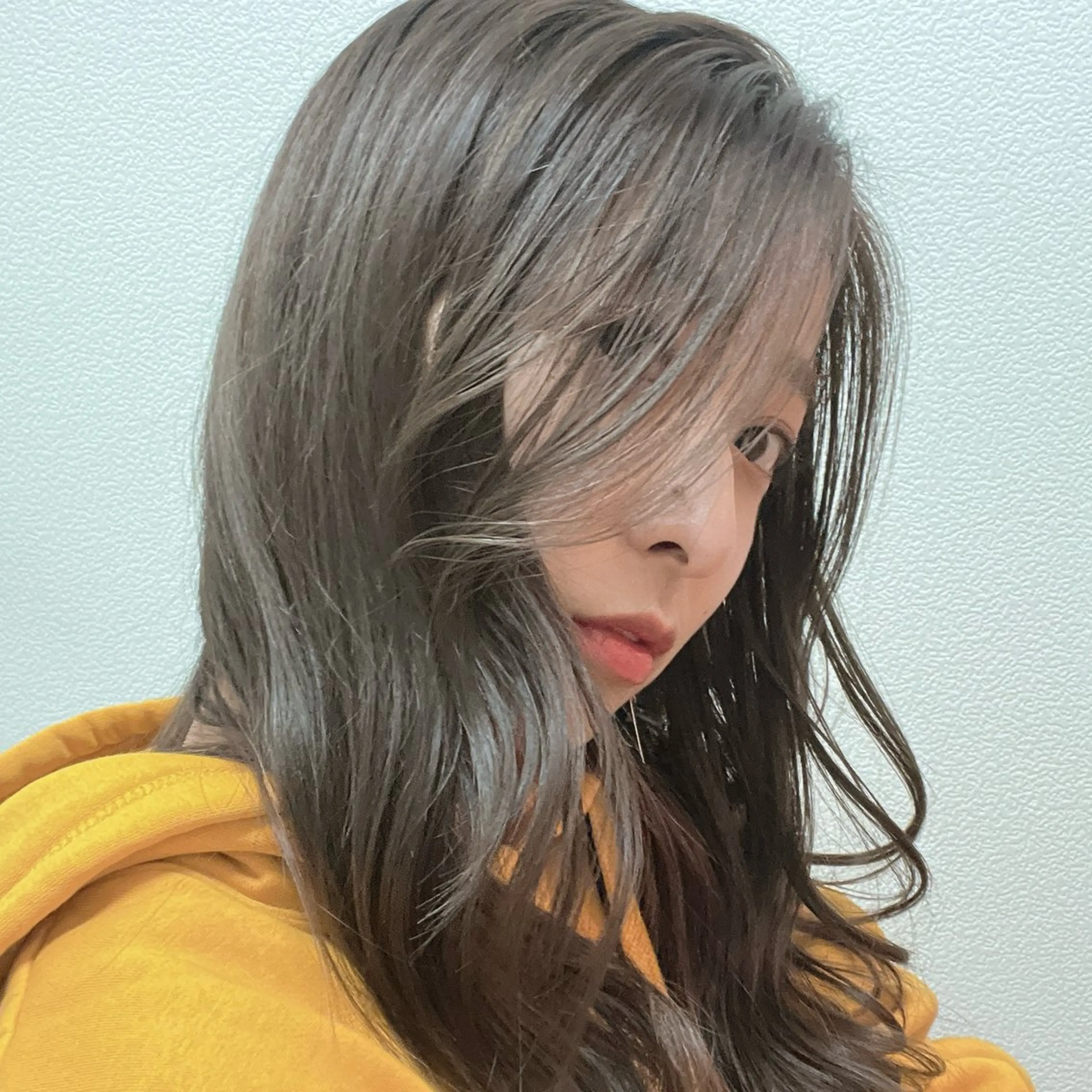 セミロング カラー 透明感カラー グレージュ シルバー トリートメント 透明感カラー/艶髪 🌷ちばなお🌷のヘアスタイル