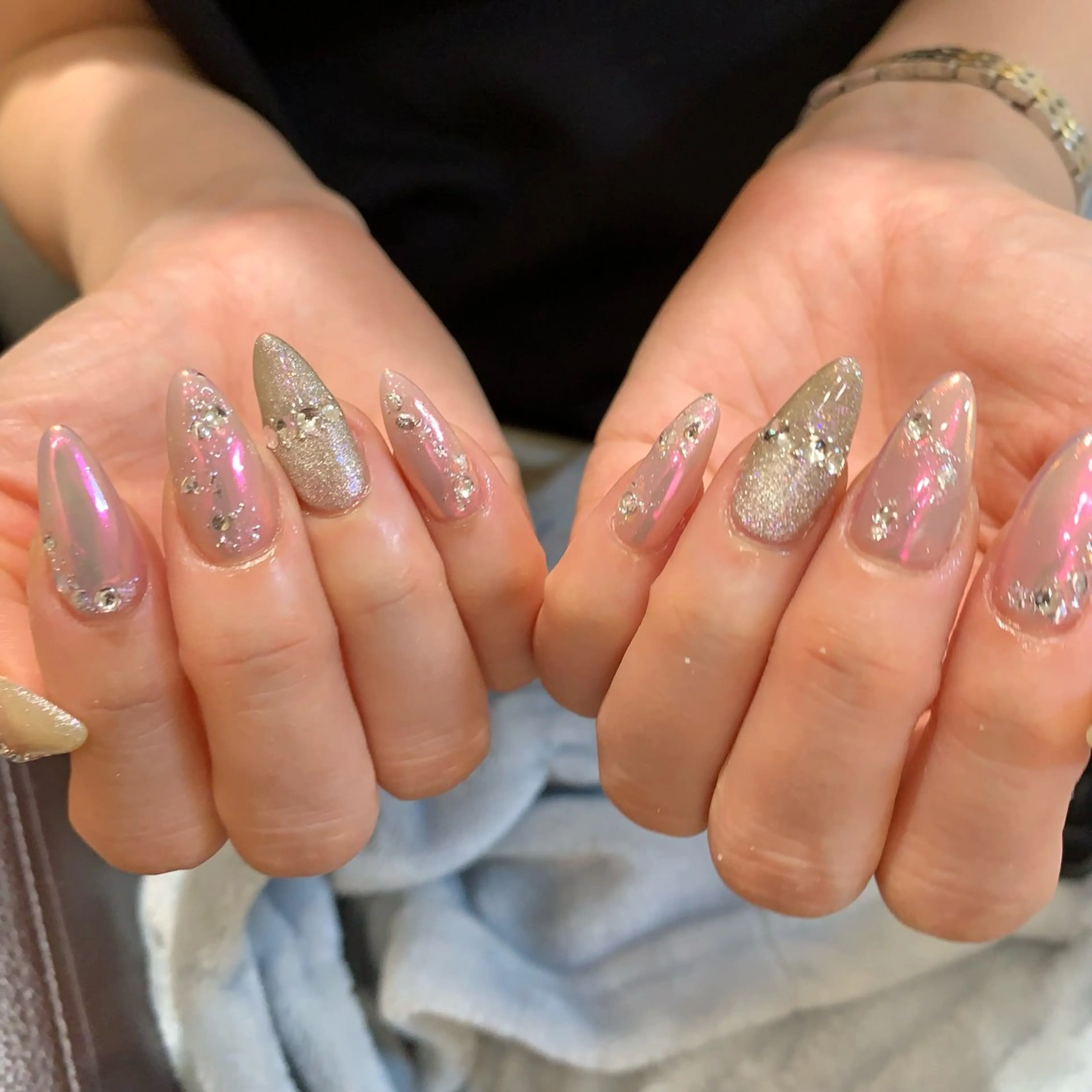 ネイル マグネットネイル ミラーネイル ピンク シルバー nailAVANCE akariのネイルデザイン