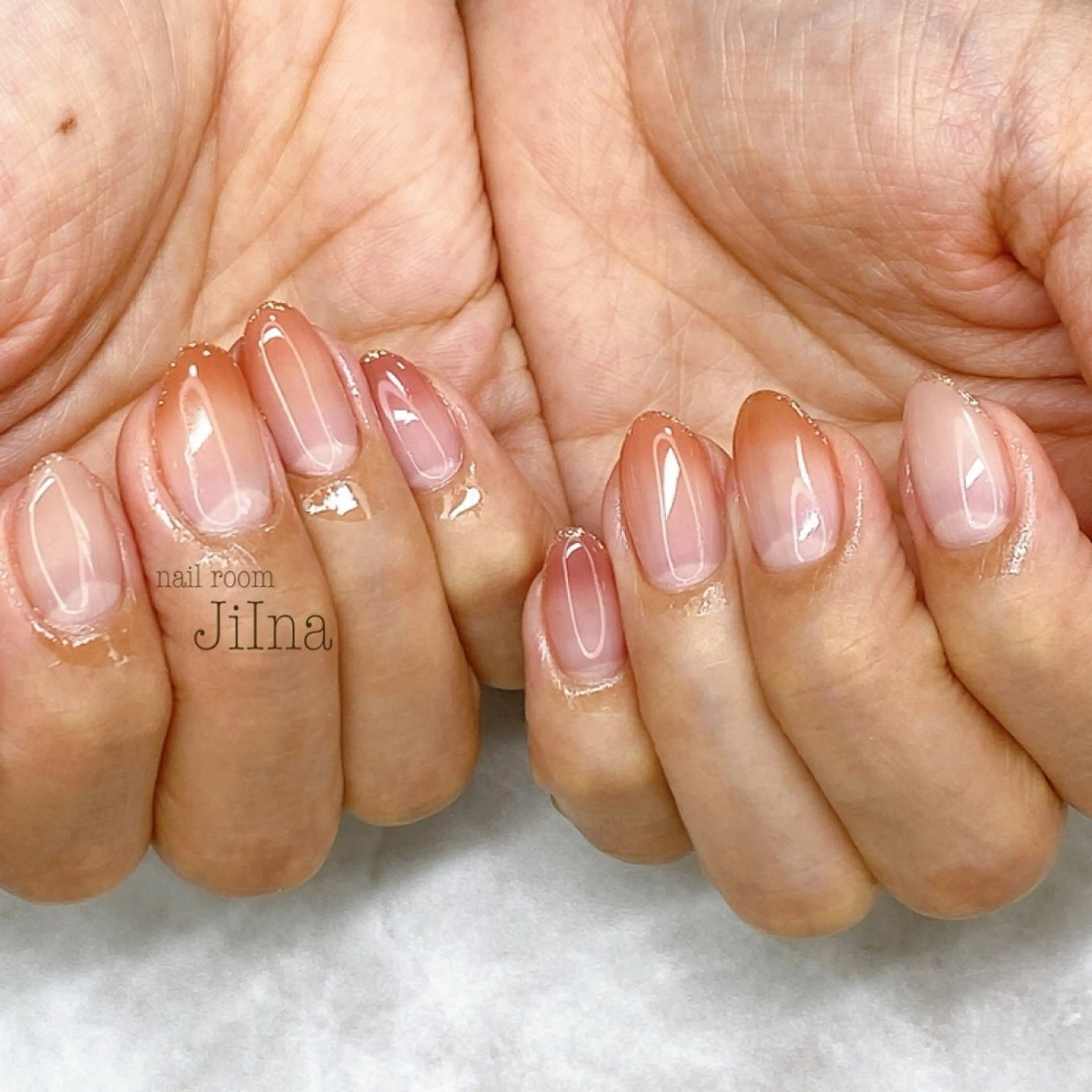 ネイル グラデーション JiIna nailのネイルデザイン
