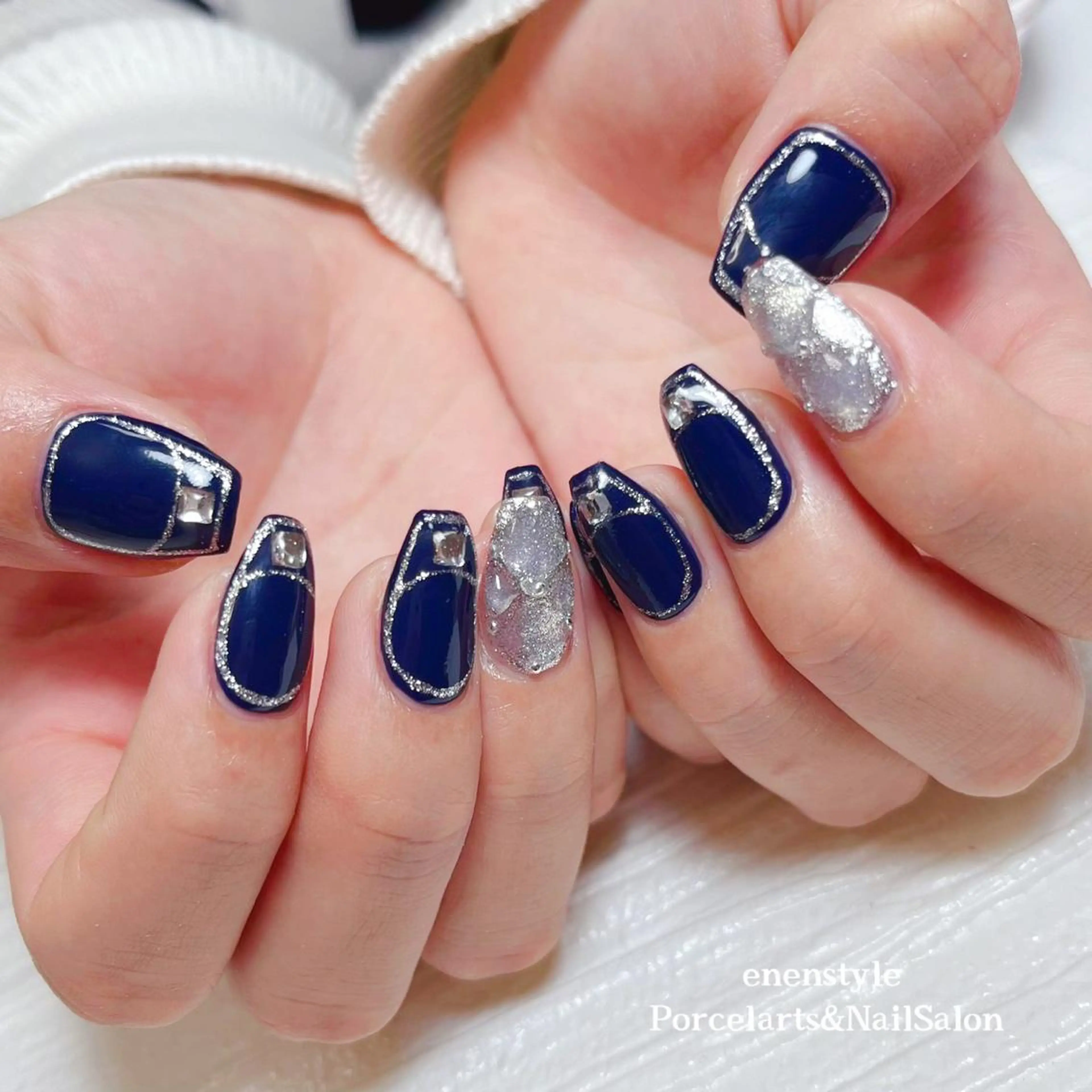 ミディアム ネイル 👑enen style👑のネイルデザイン