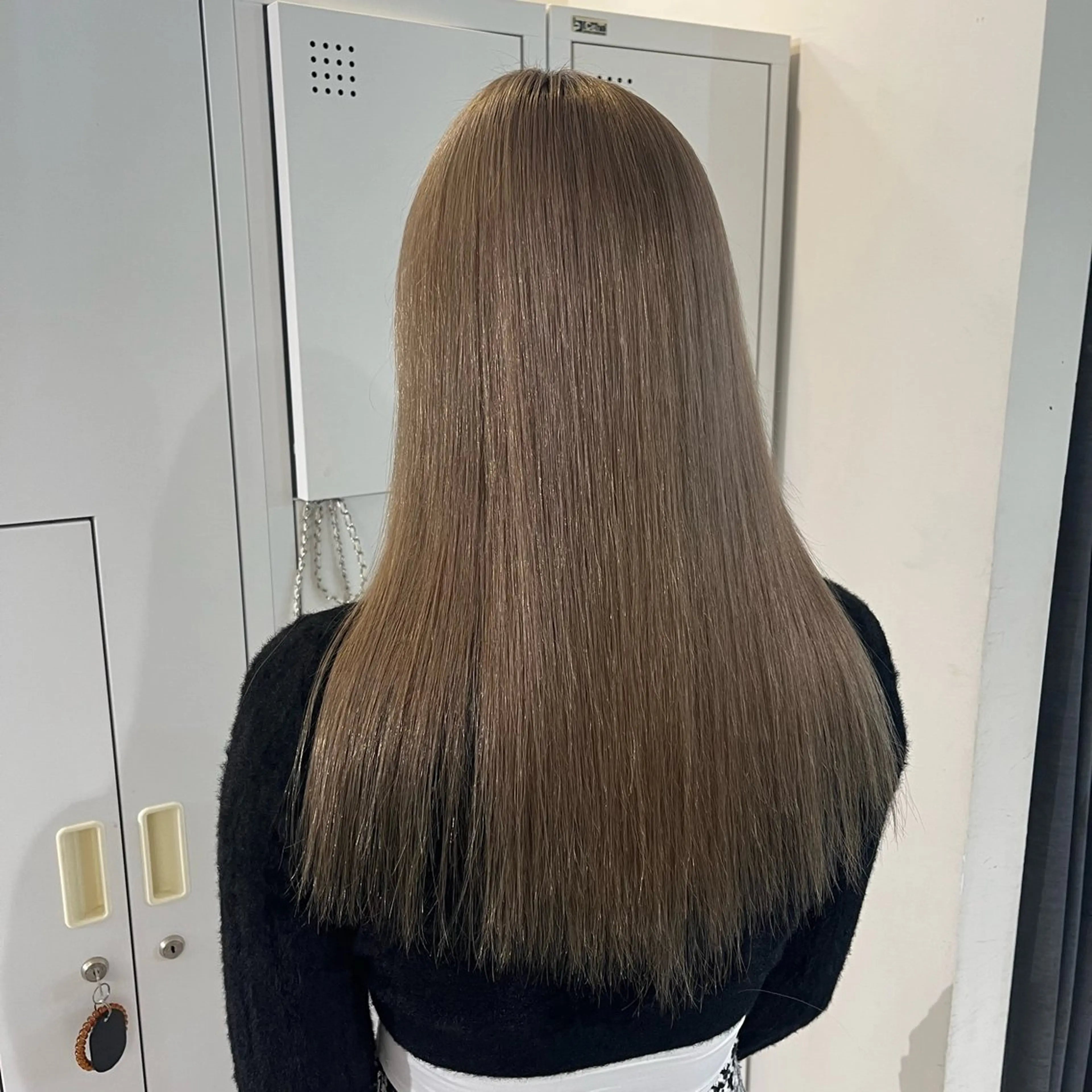 ロング カラー piLLon sayuriのヘアスタイル