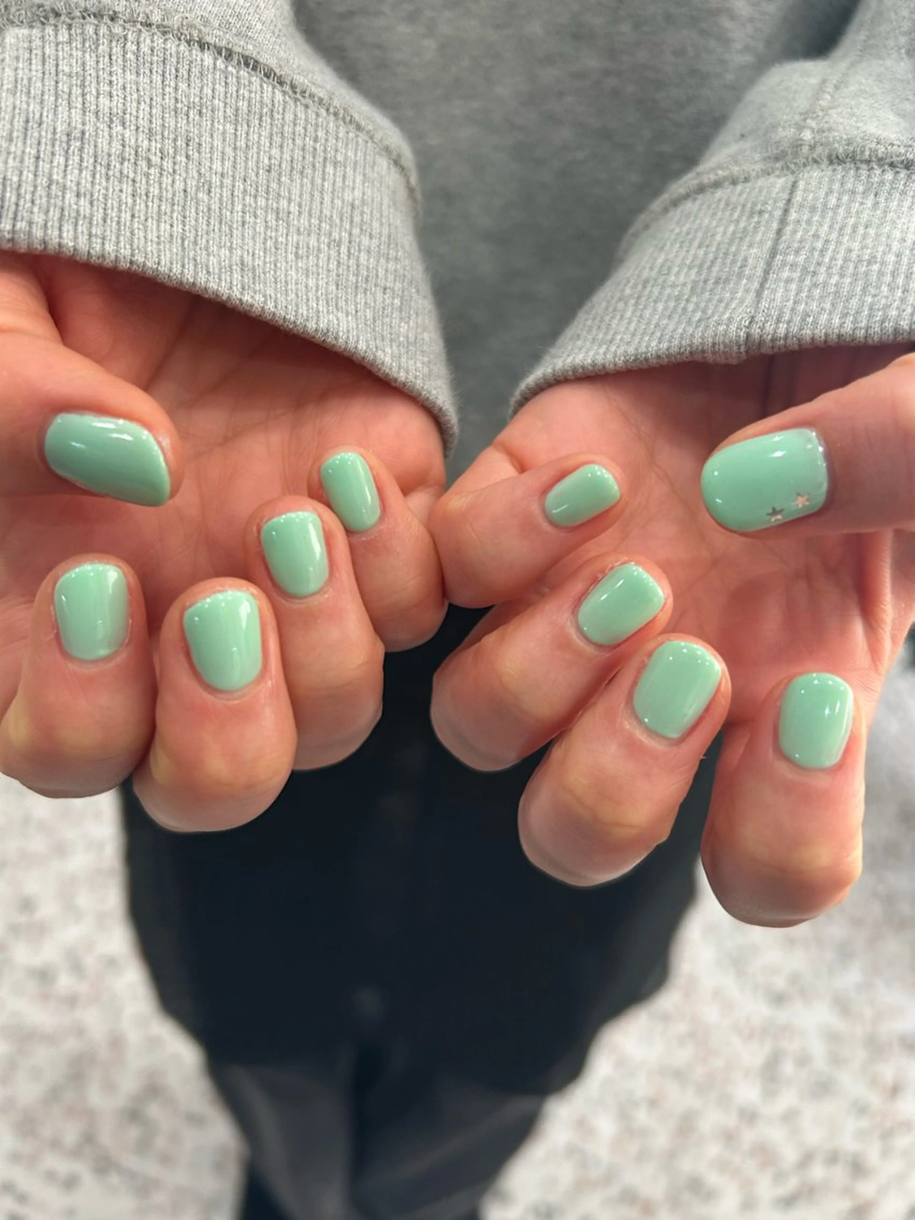 ネイル ハンドネイル 小松 千冬snazzyのネイルデザイン