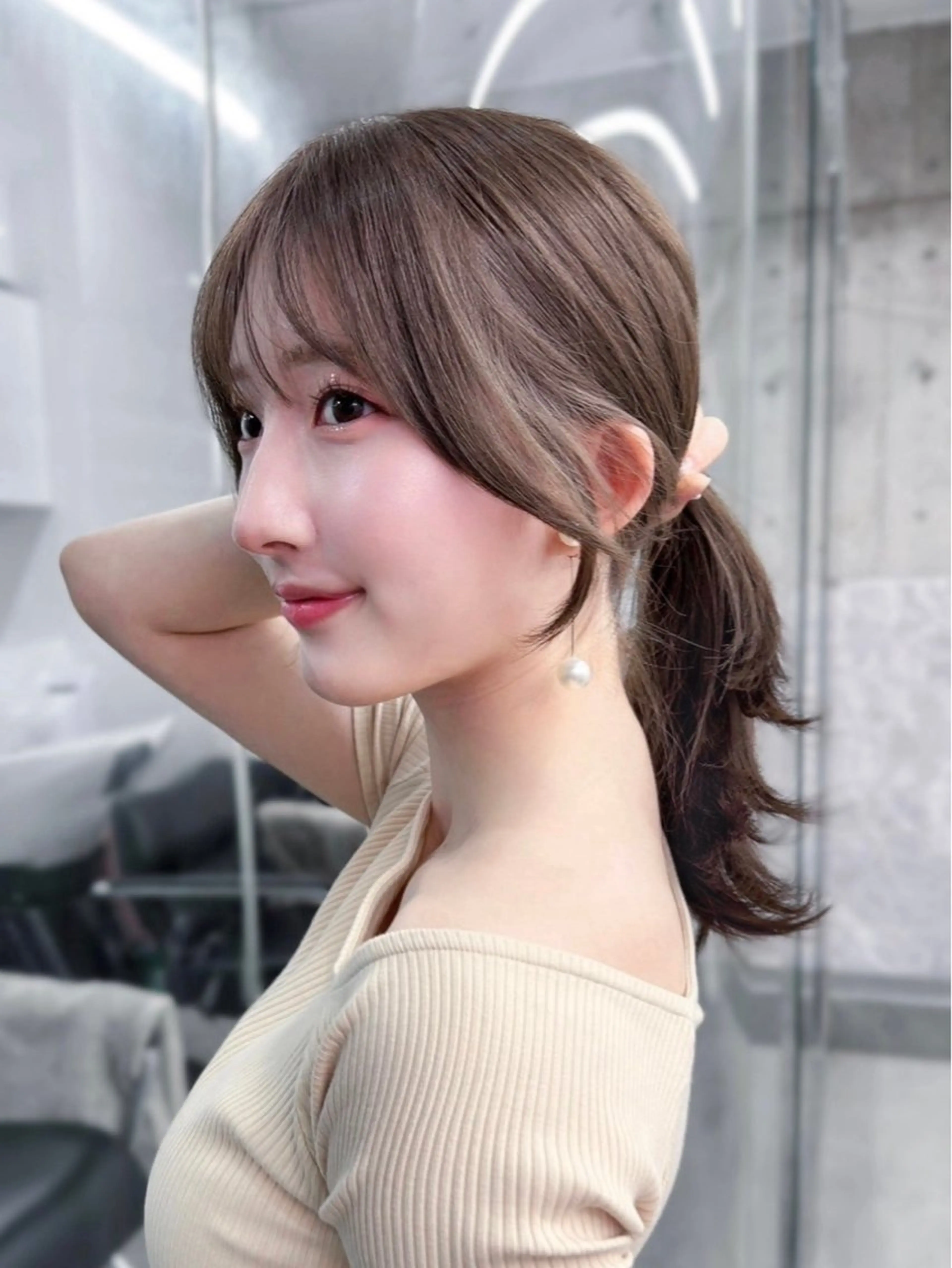 セミロング 【顔まわりレイヤー透 明感カラー今崎太河】のヘアスタイル