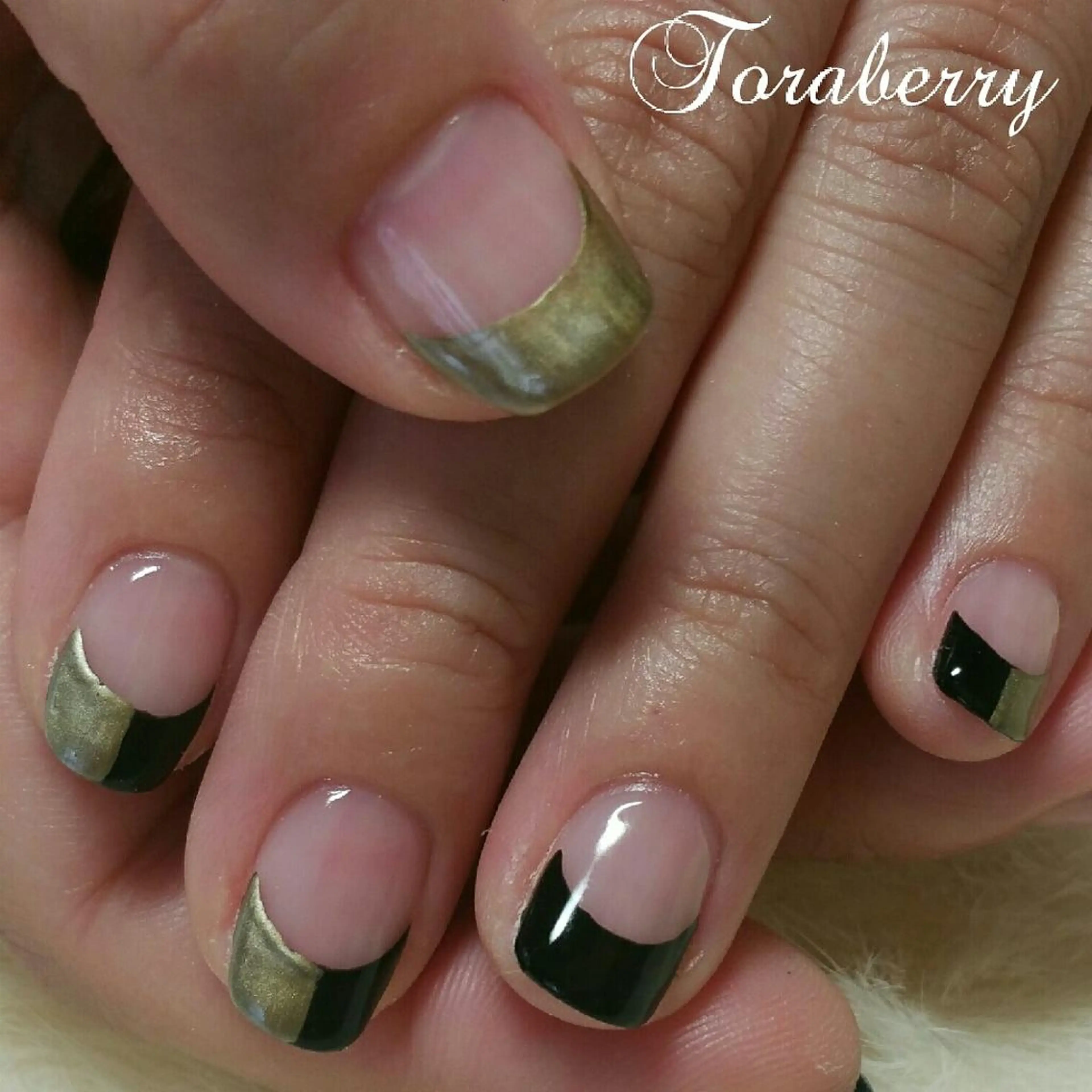 ネイル フレンチネイル ハンドネイル ネイリスト なつみのネイルデザイン