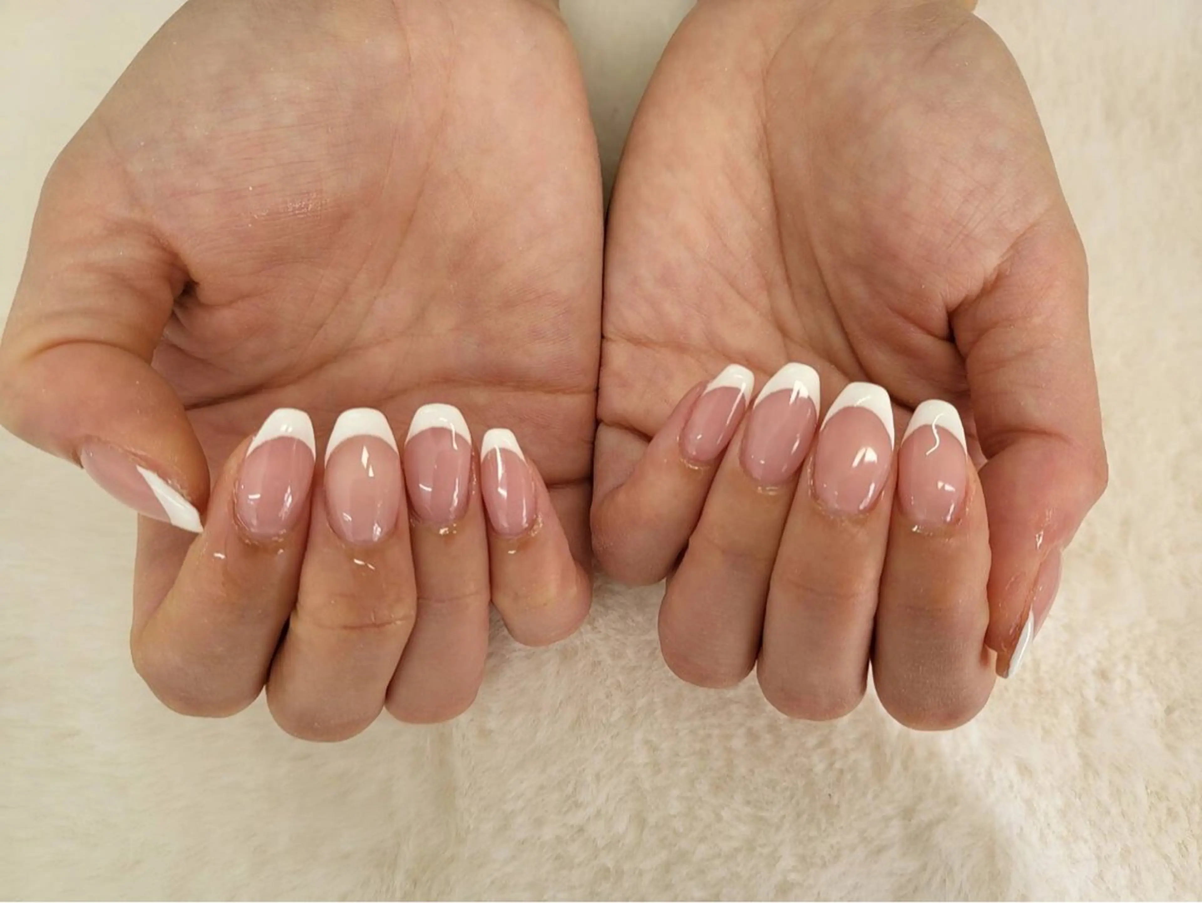 ネイル フレンチネイル オフィスネイル シンプルネイル ハンドネイル ハンドケア Epokku ネイルサロンのネイルデザイン