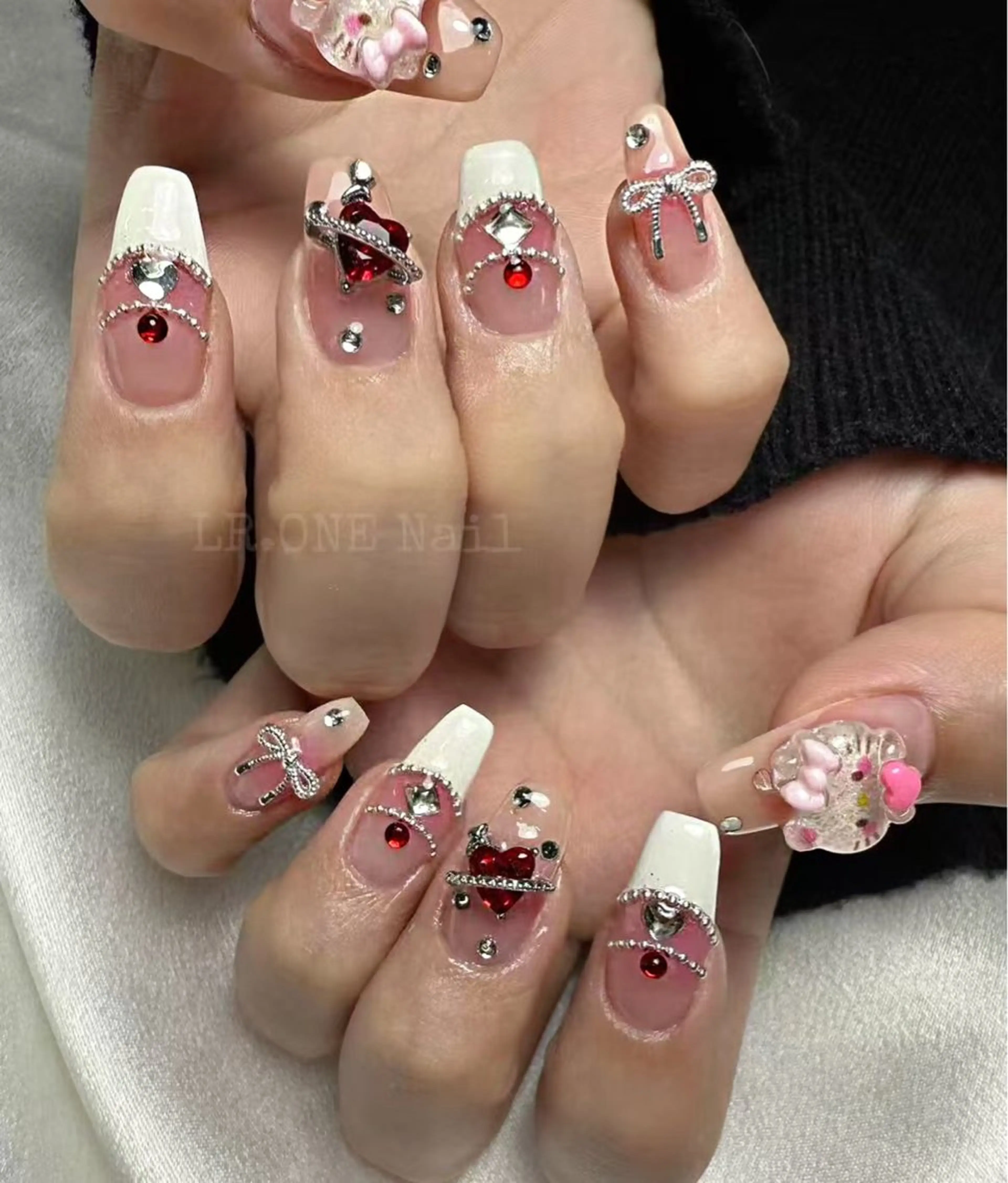 ネイル LR.ONE ヨウのネイルデザイン