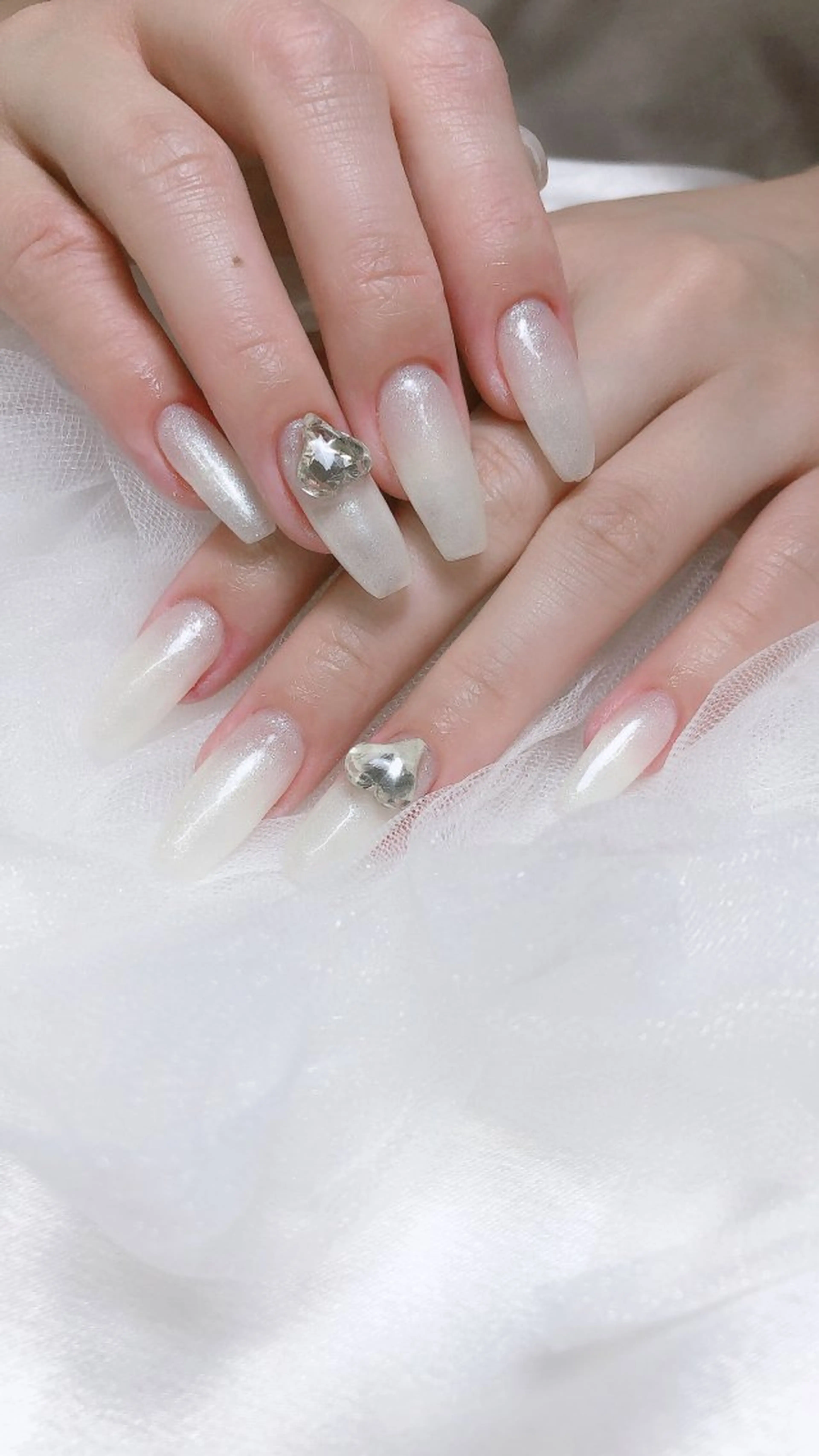 ネイル ハンドネイル LR.ONE ヨウのネイルデザイン