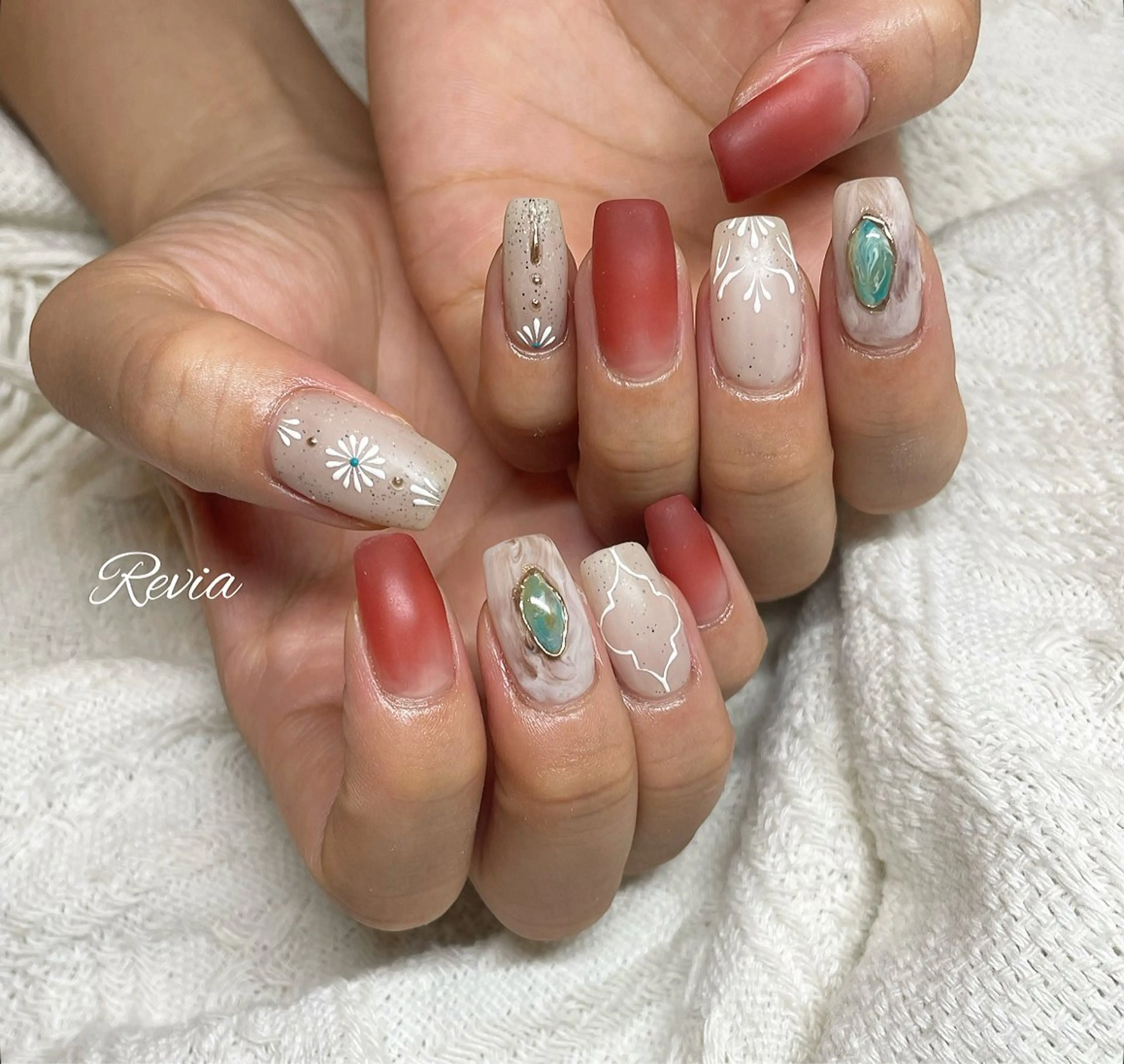 ネイル ハンドネイル revia所属・ERI Nailistのネイルデザイン