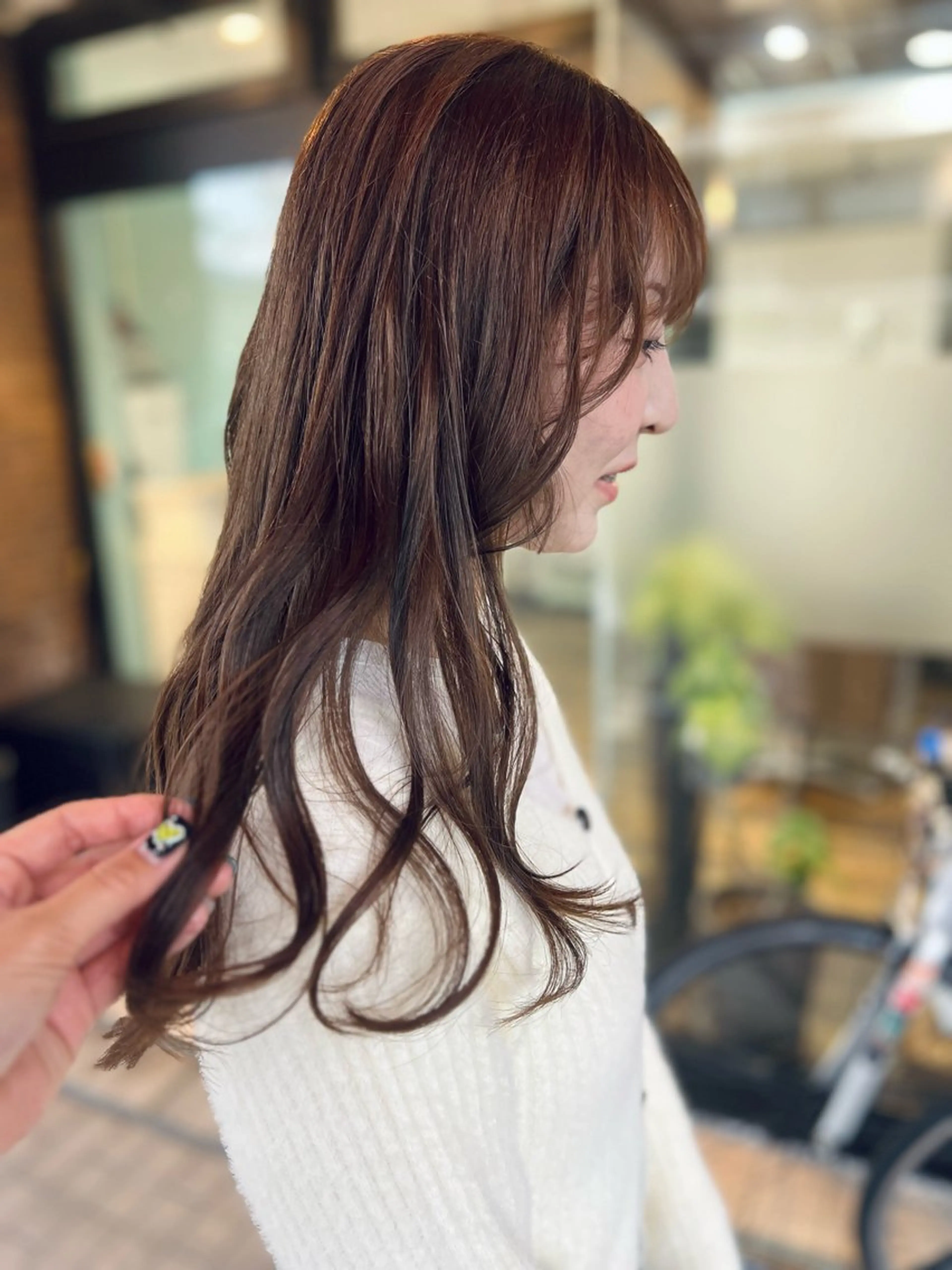 ロング カラー ベージュカラー ブリーチ 透明感カラー ブリーチなしカラー オリーブベージュ カット ヘアカラー トリートメント HONOKA /レイヤー人気/尼崎のヘアスタイル