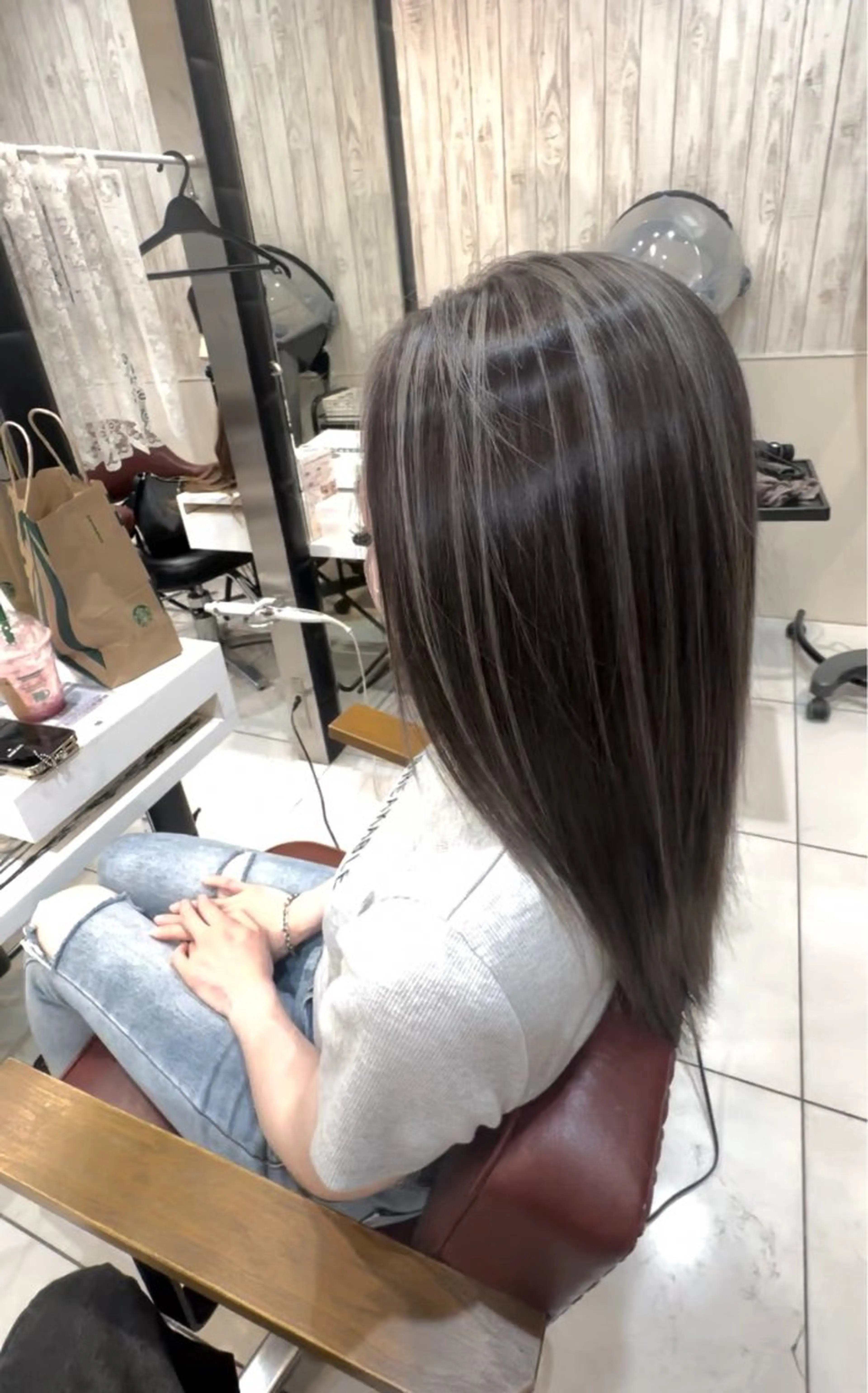 ミディアム ヘアカラー トリートメント 神戸 大輝のヘアスタイル