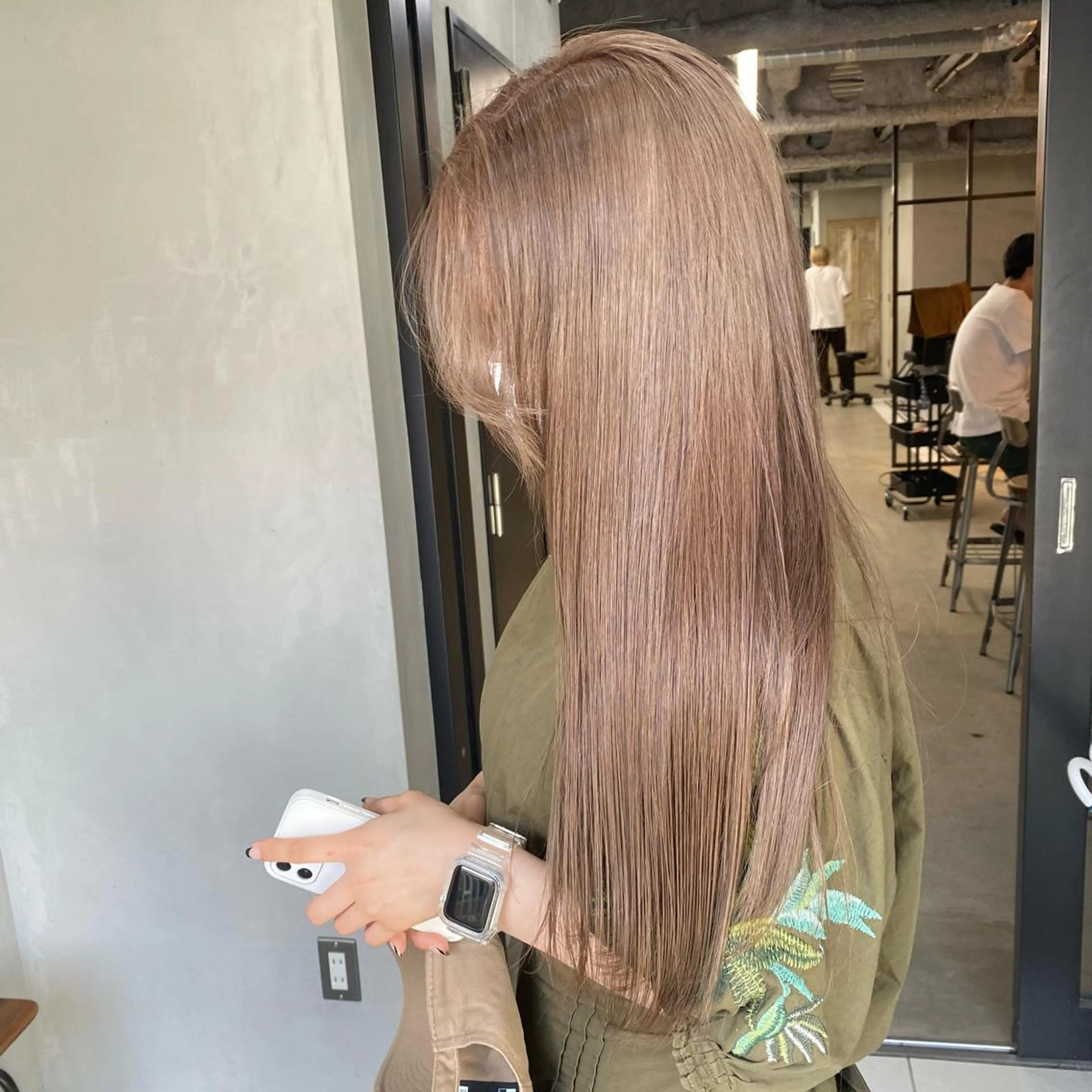 似合わせカット+イルミナカラー+5ステップTOKIOトリートメントの写真