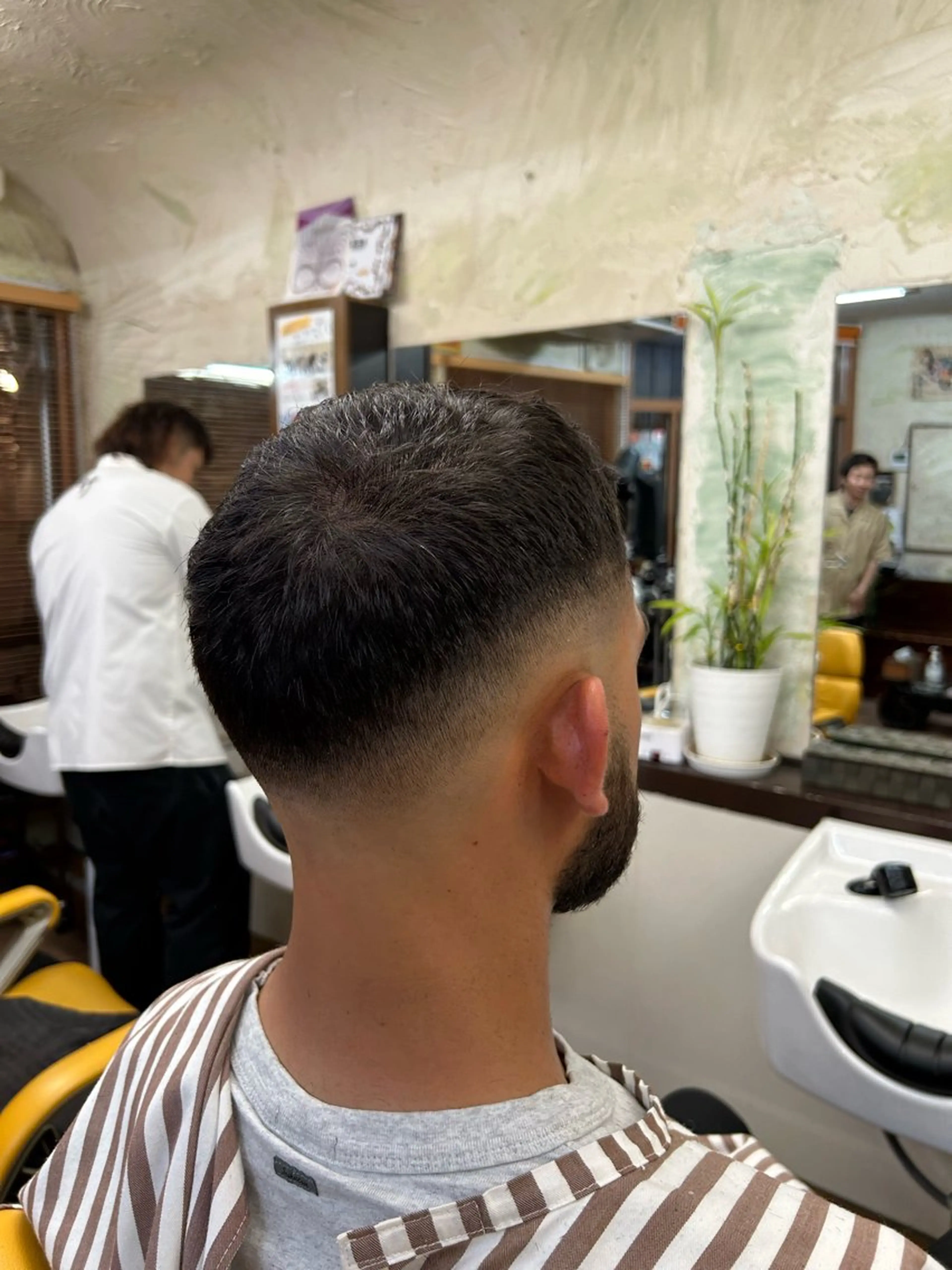 ショート メンズ フェードカット スキンフェード 新宿メンズカット✂︎ 能戸蒼生💈のヘアスタイル