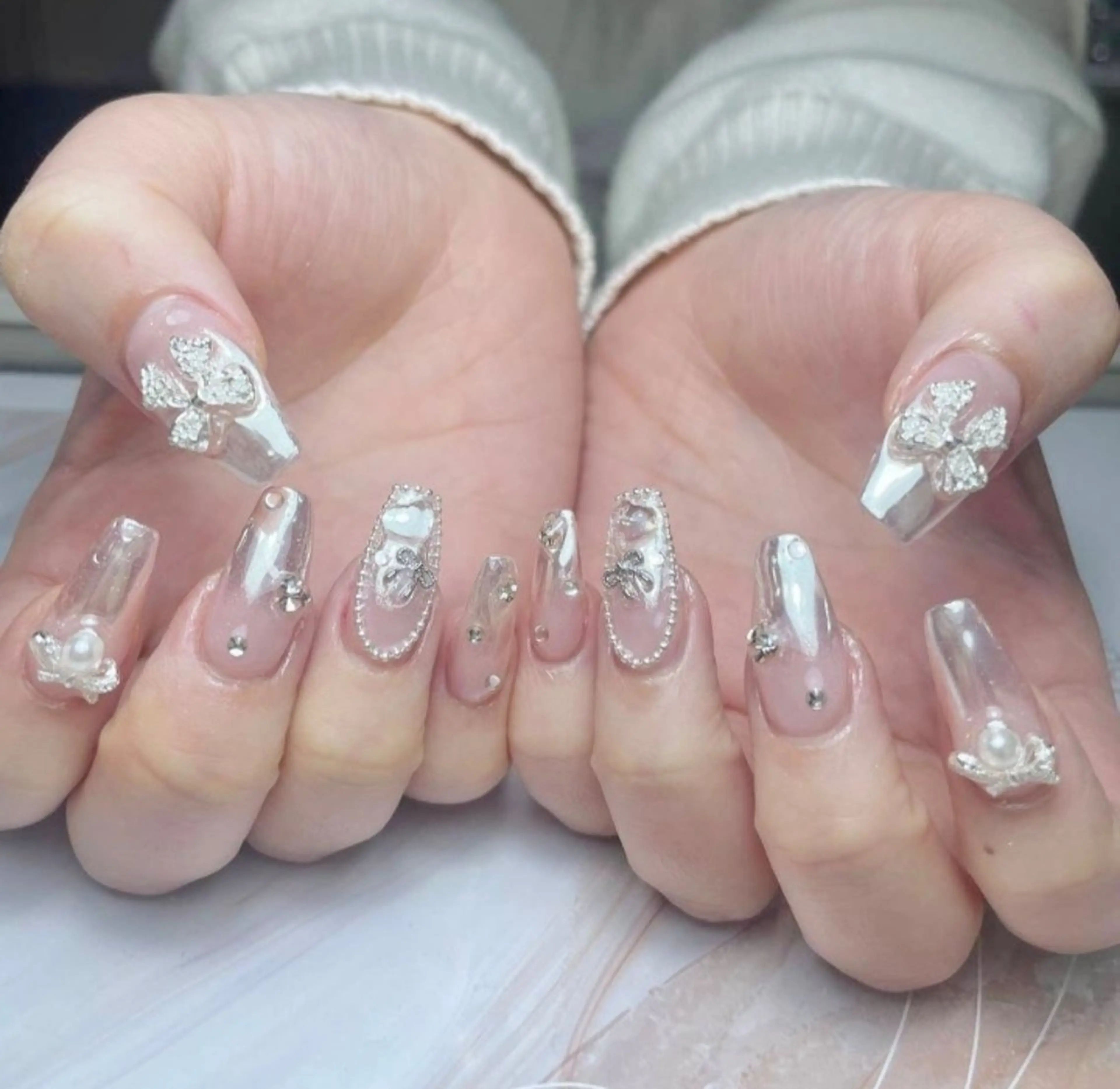 ネイル フレンチネイル グラデーション マグネットネイル ニュアンスネイル オフィスネイル MINDY ミンディのネイルデザイン