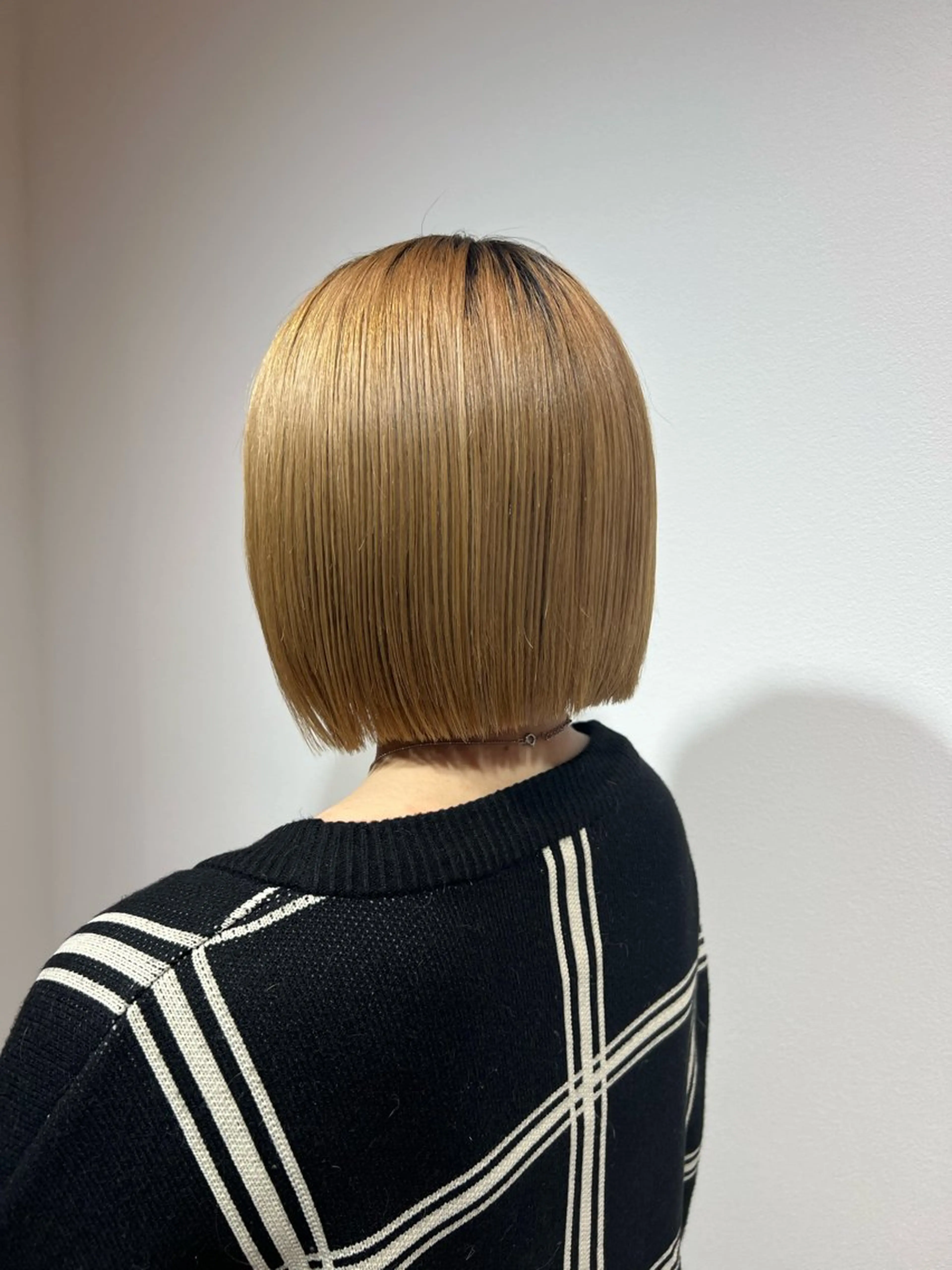 ショート ボブ 加納千華 /ボブ/ぱつっとボブのヘアスタイル