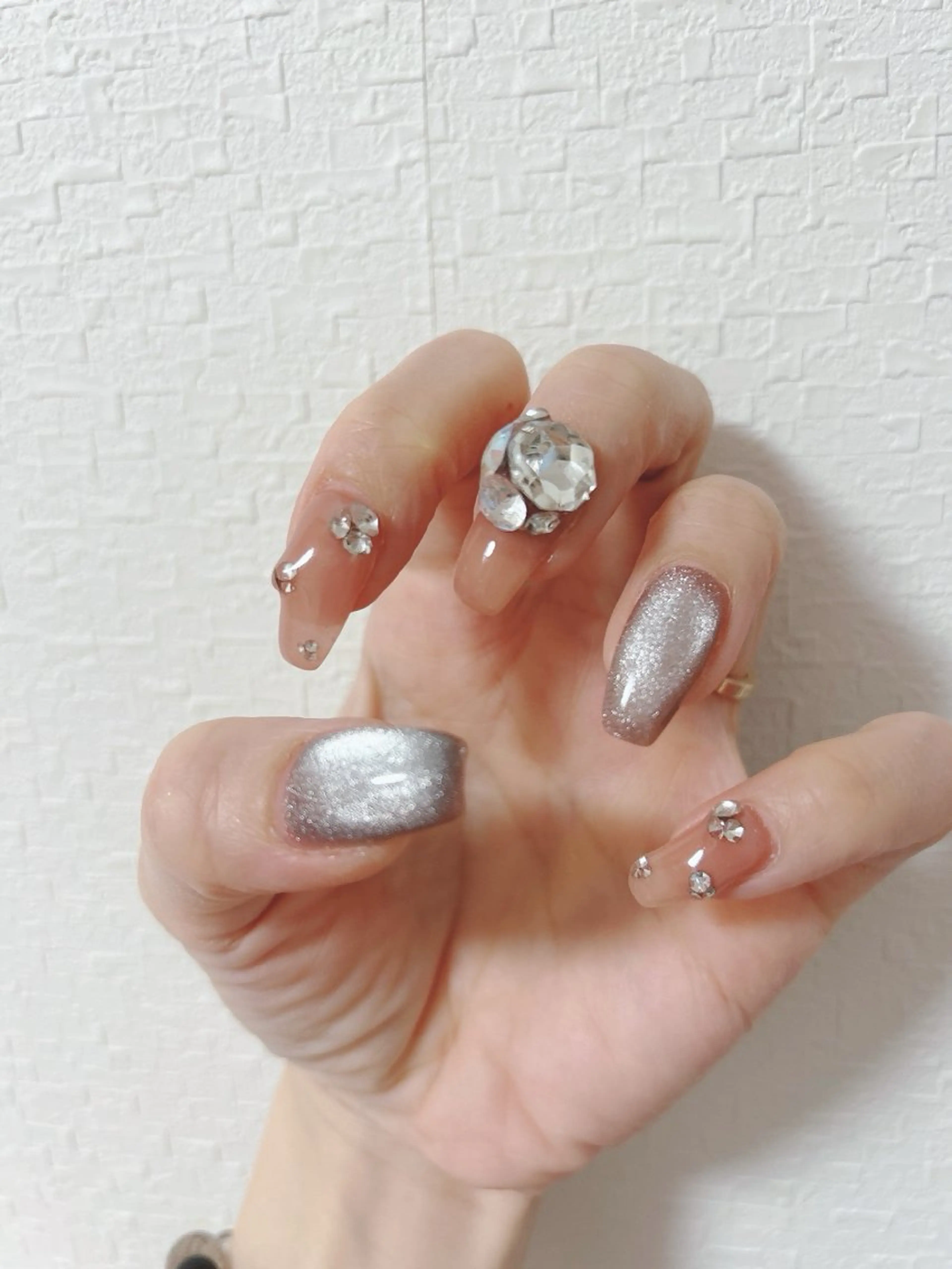 ネイル ハンドネイル ハンドケア 森山 舞のネイルデザイン