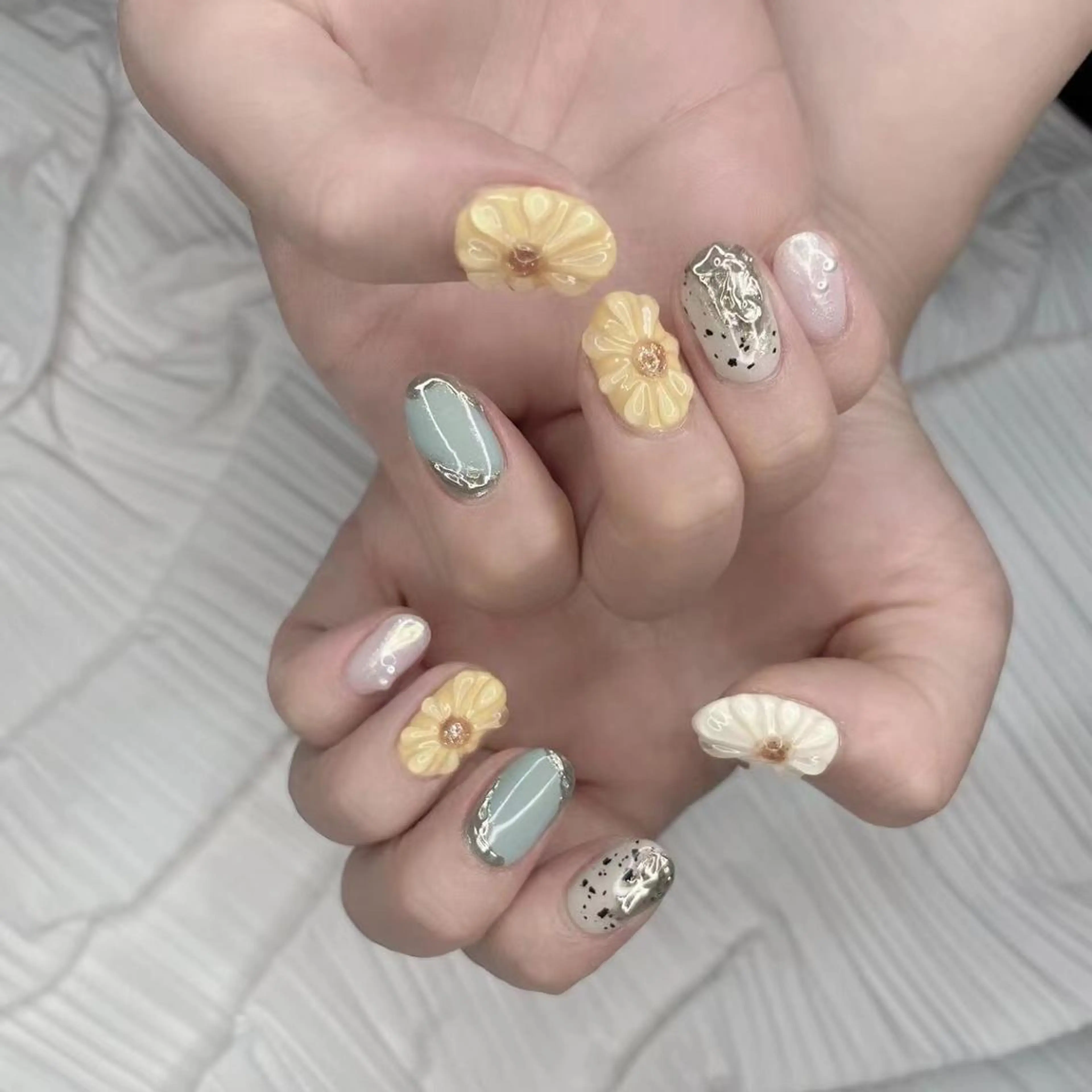 ネイル アートネイル キラキラネイル ぷっくりネイル babarla Nailのネイルデザイン