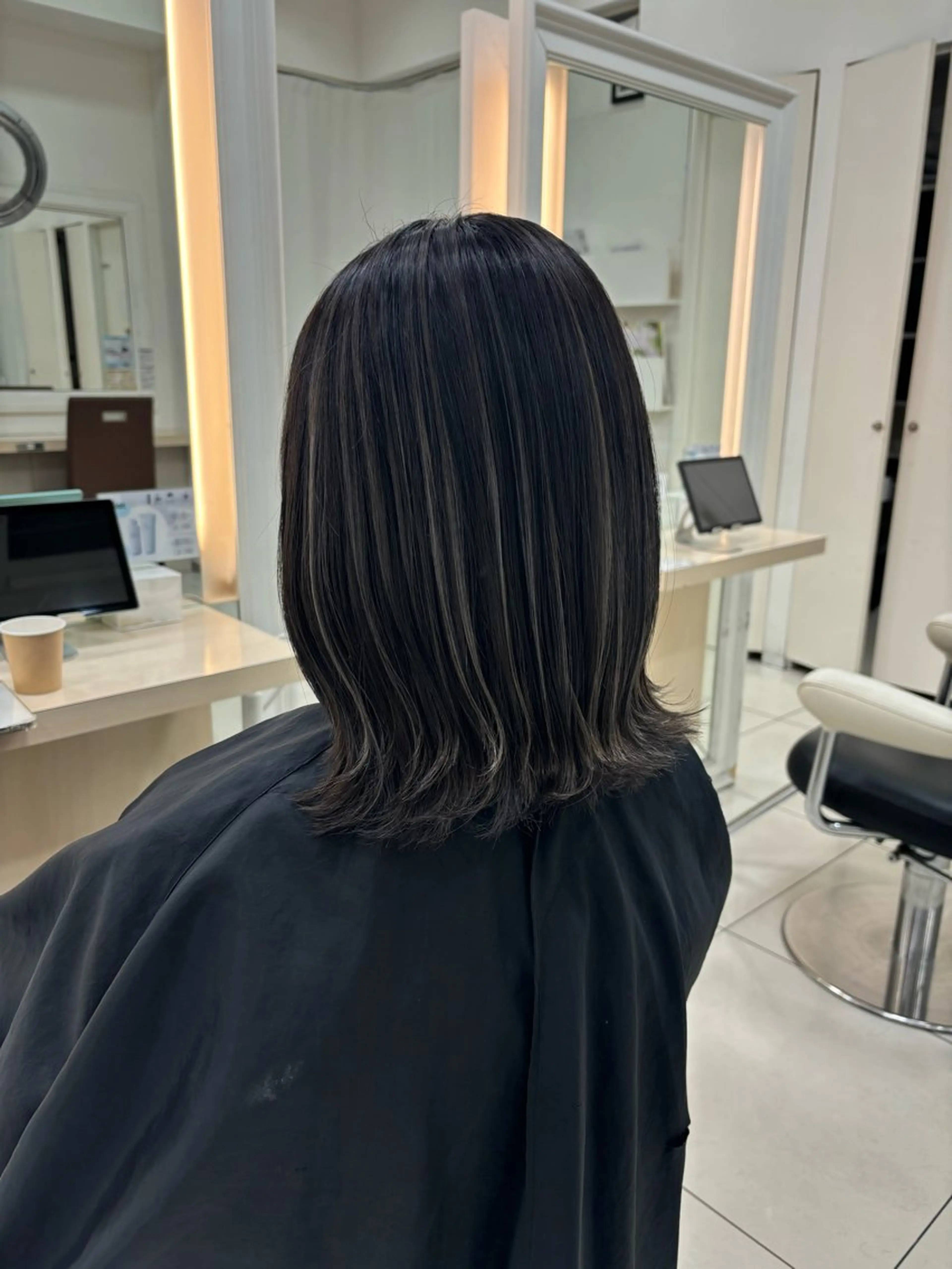 ミディアム カラー ヘアアレンジ ヘアカラー 🫧髪質改善カラー ハセベ🫧のヘアスタイル