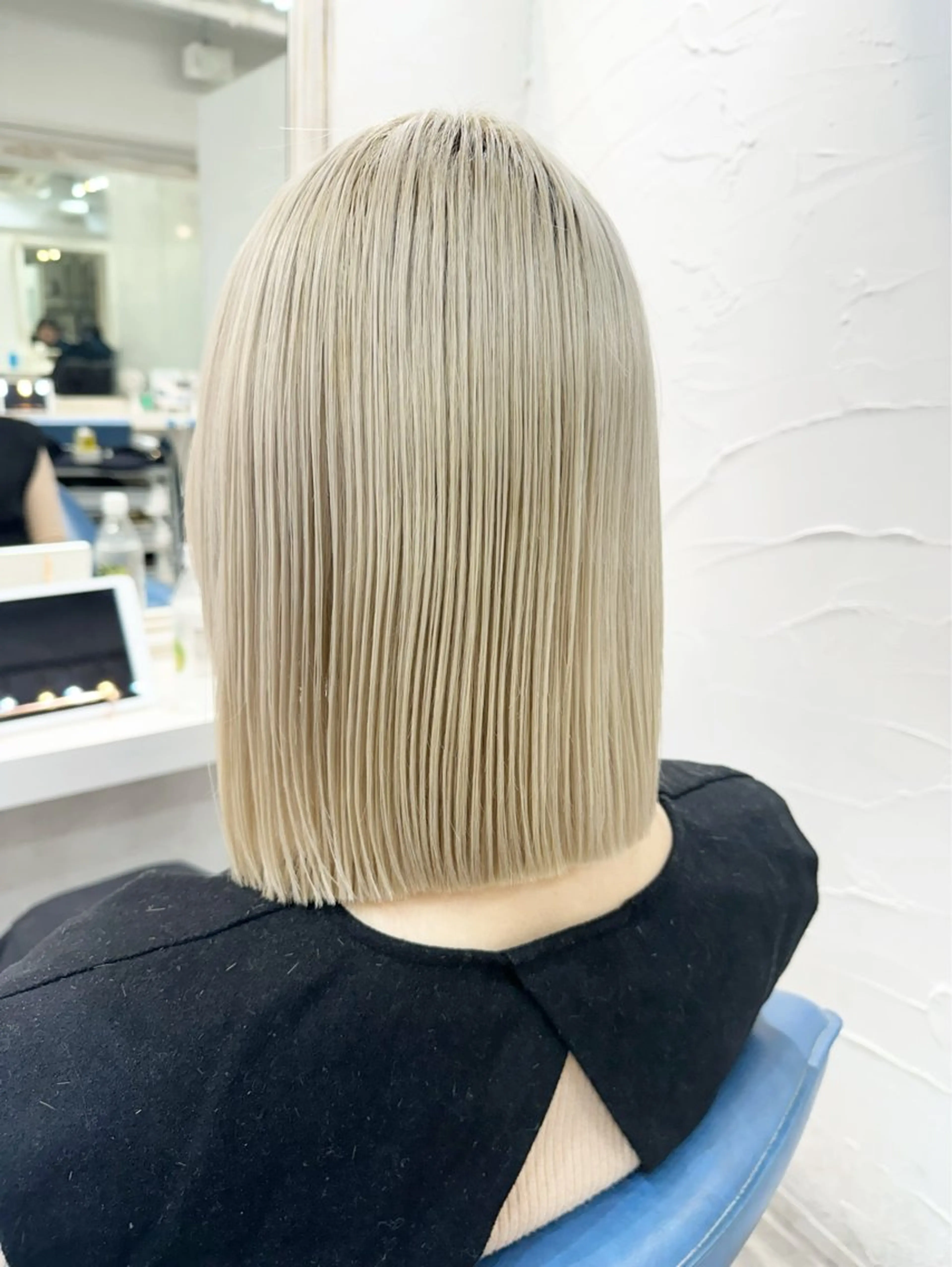 ショート カラー ブリーチ ケアブリーチ ボブ 中目黒✂︎店長✂︎ TOMOHIROのヘアスタイル