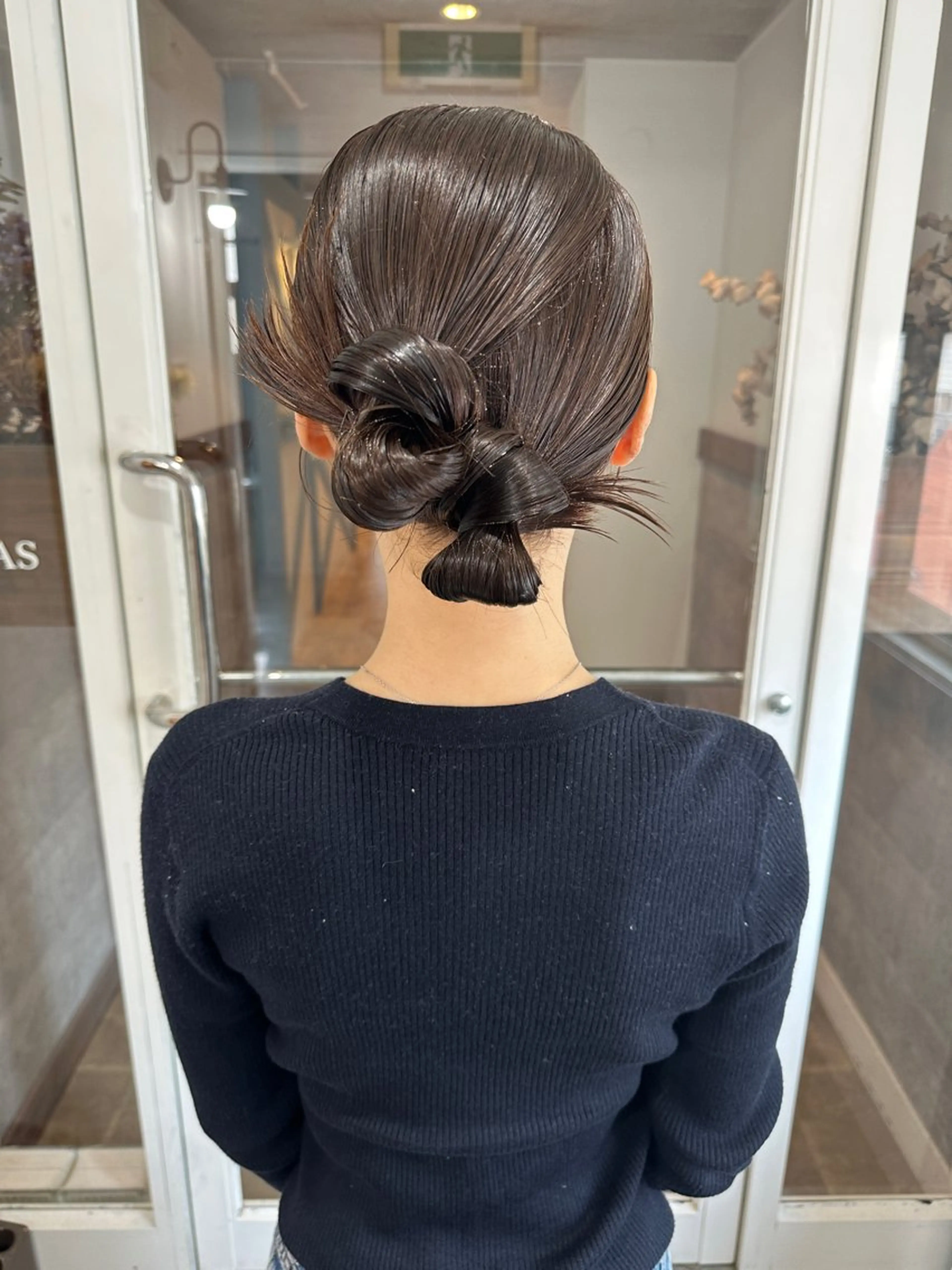 セミロング 宮﨑 あかねのヘアスタイル