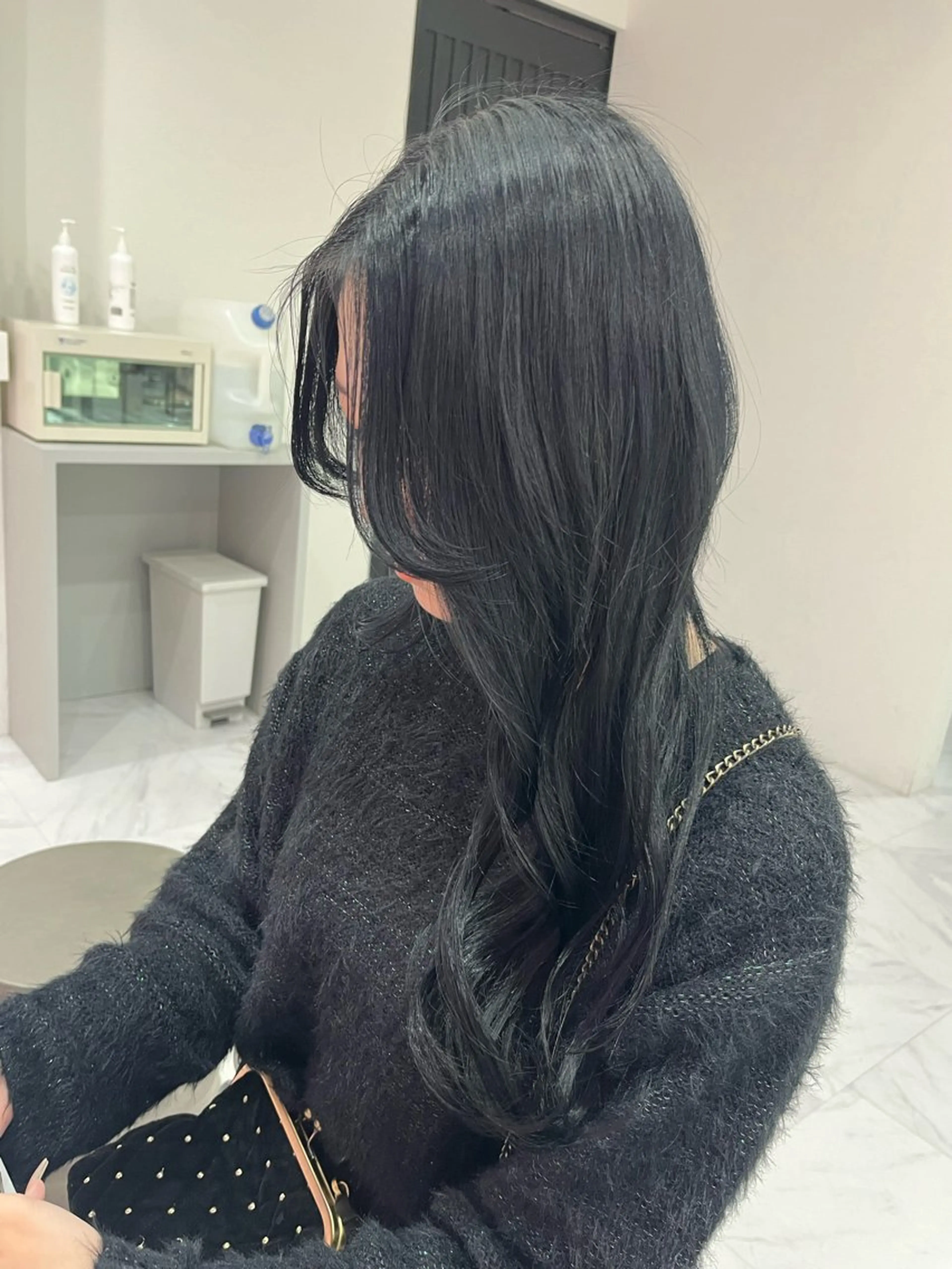 ロング カラー 顔周りカット カット ヘアカラー トリートメント 小谷野 真優のヘアスタイル