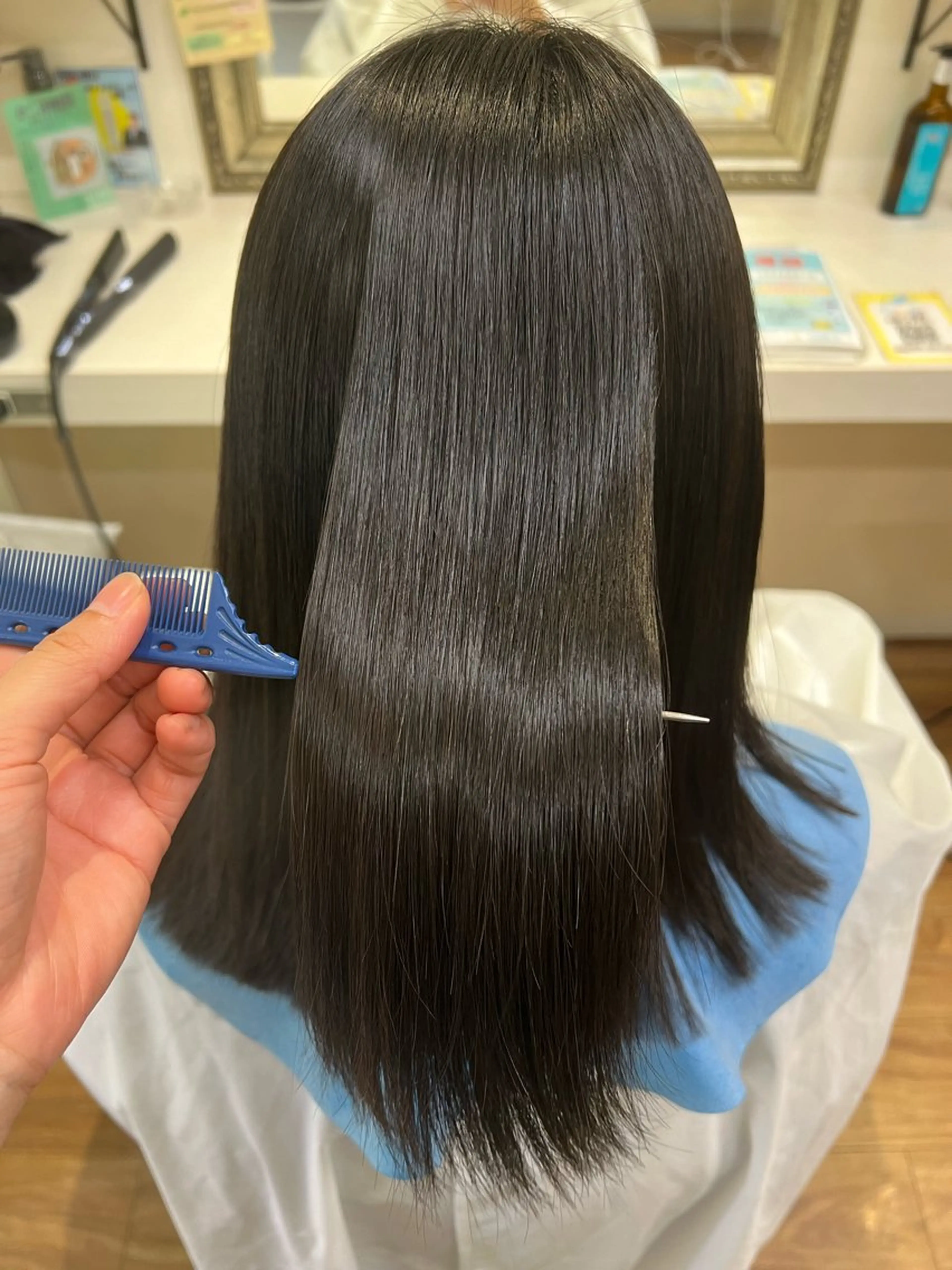 セミロング 朝が楽になる艶髪縮毛 ✨中稲明梨のヘアスタイル