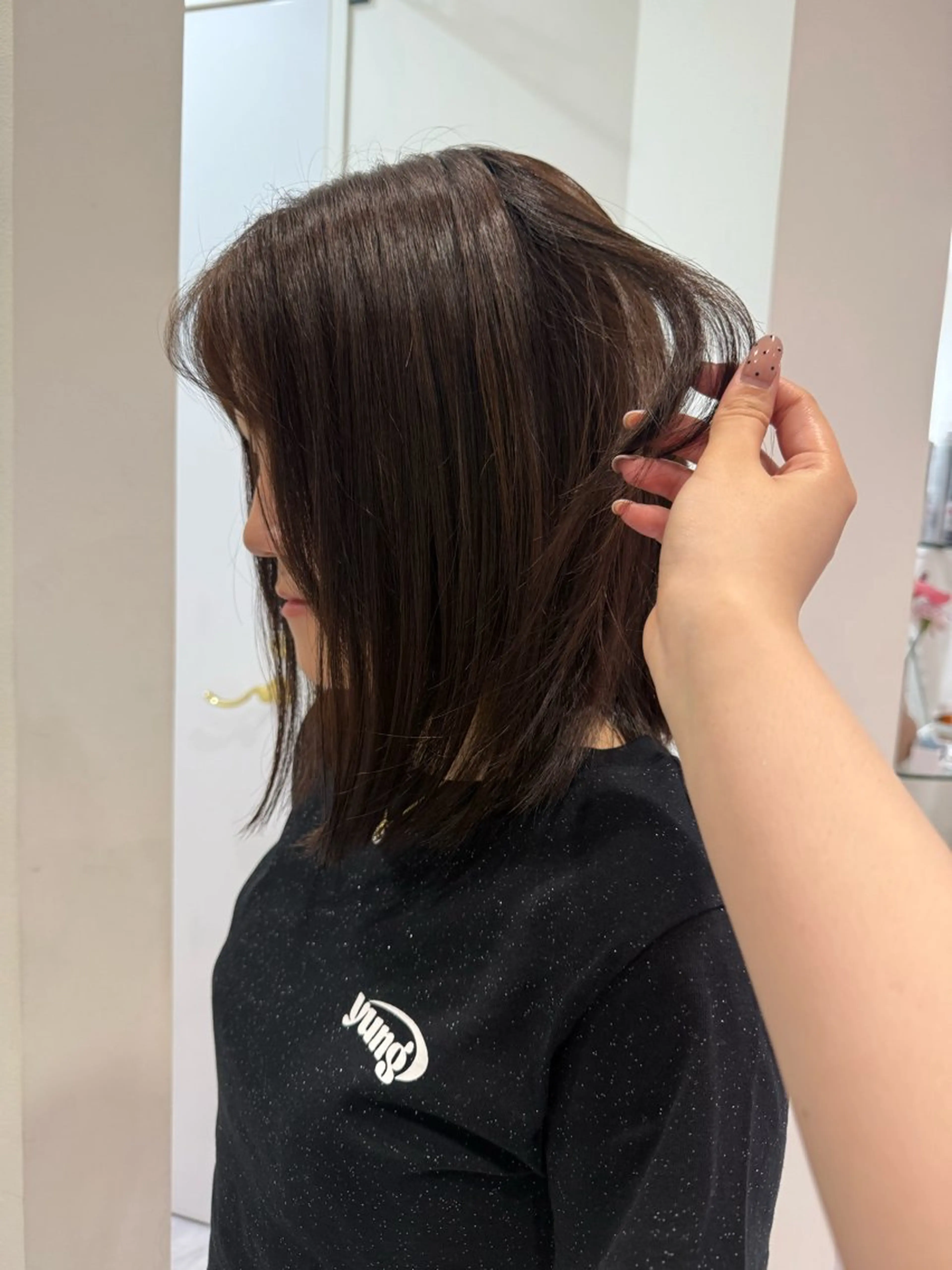 ミディアム カット ヘアカラー ともか 名駅🧚‍♂️💫のヘアスタイル