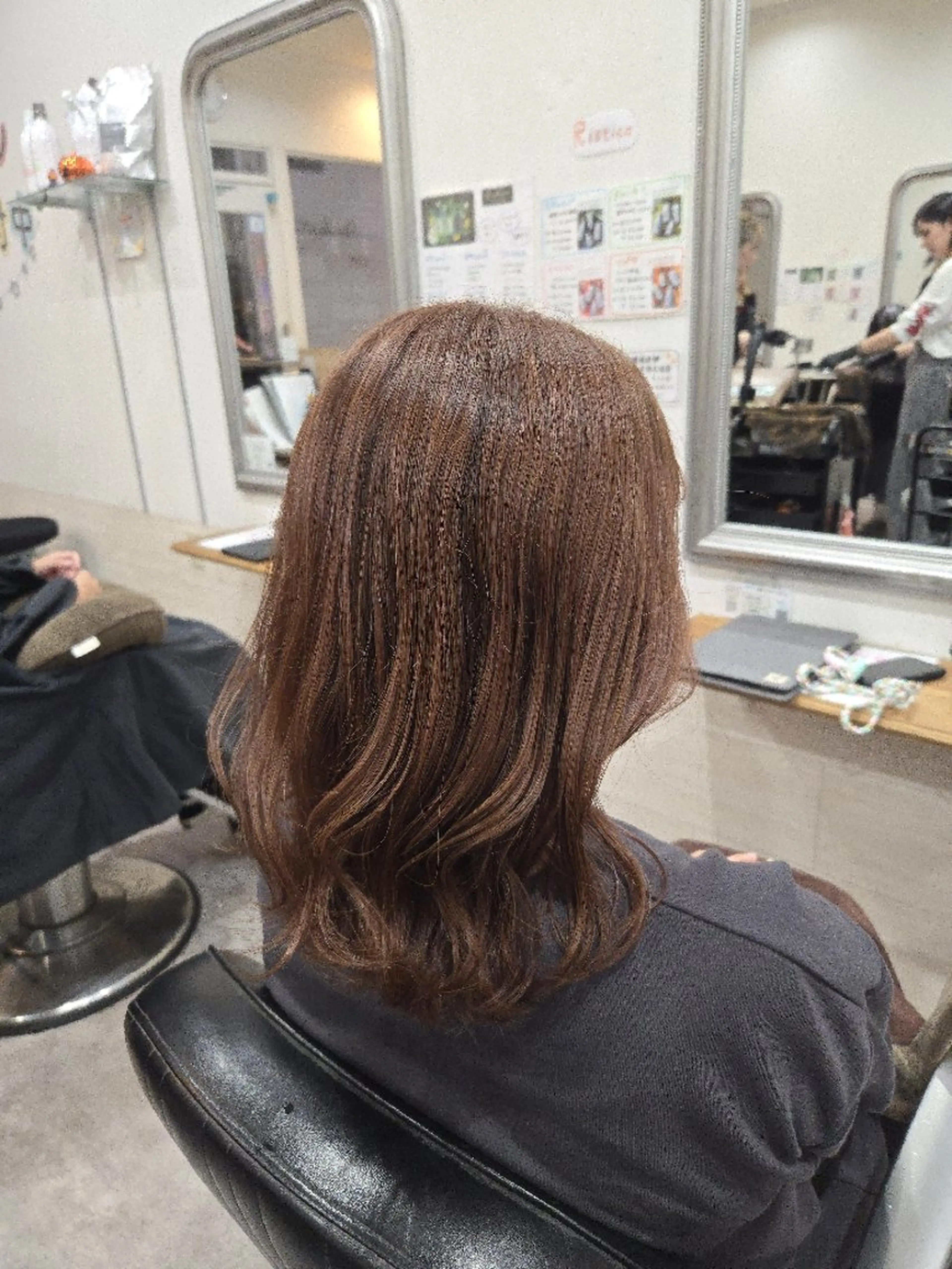 カラー ヘアカラー 暖色🍎透明感カラー 🩵小林かりんのヘアスタイル