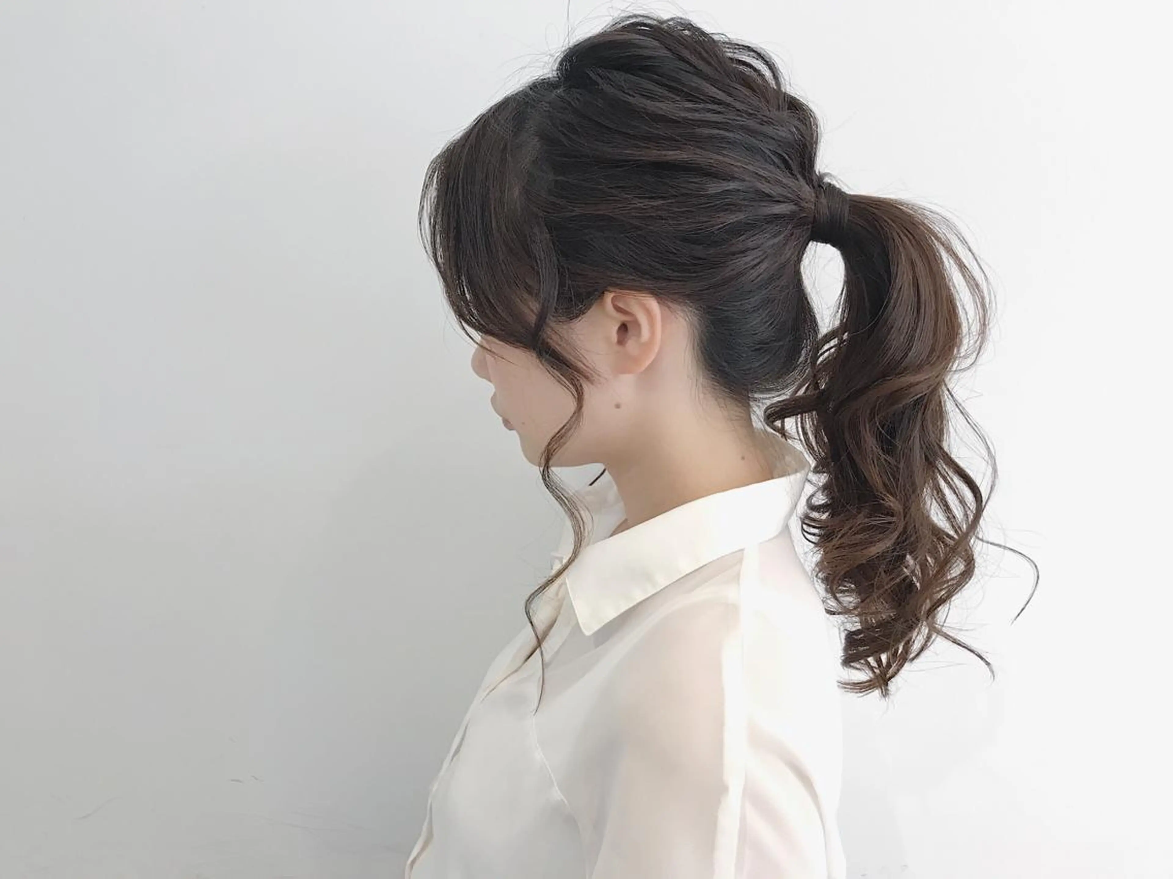 ミディアム ヘアアレンジ ポニーテール 佐藤 旭のヘアスタイル