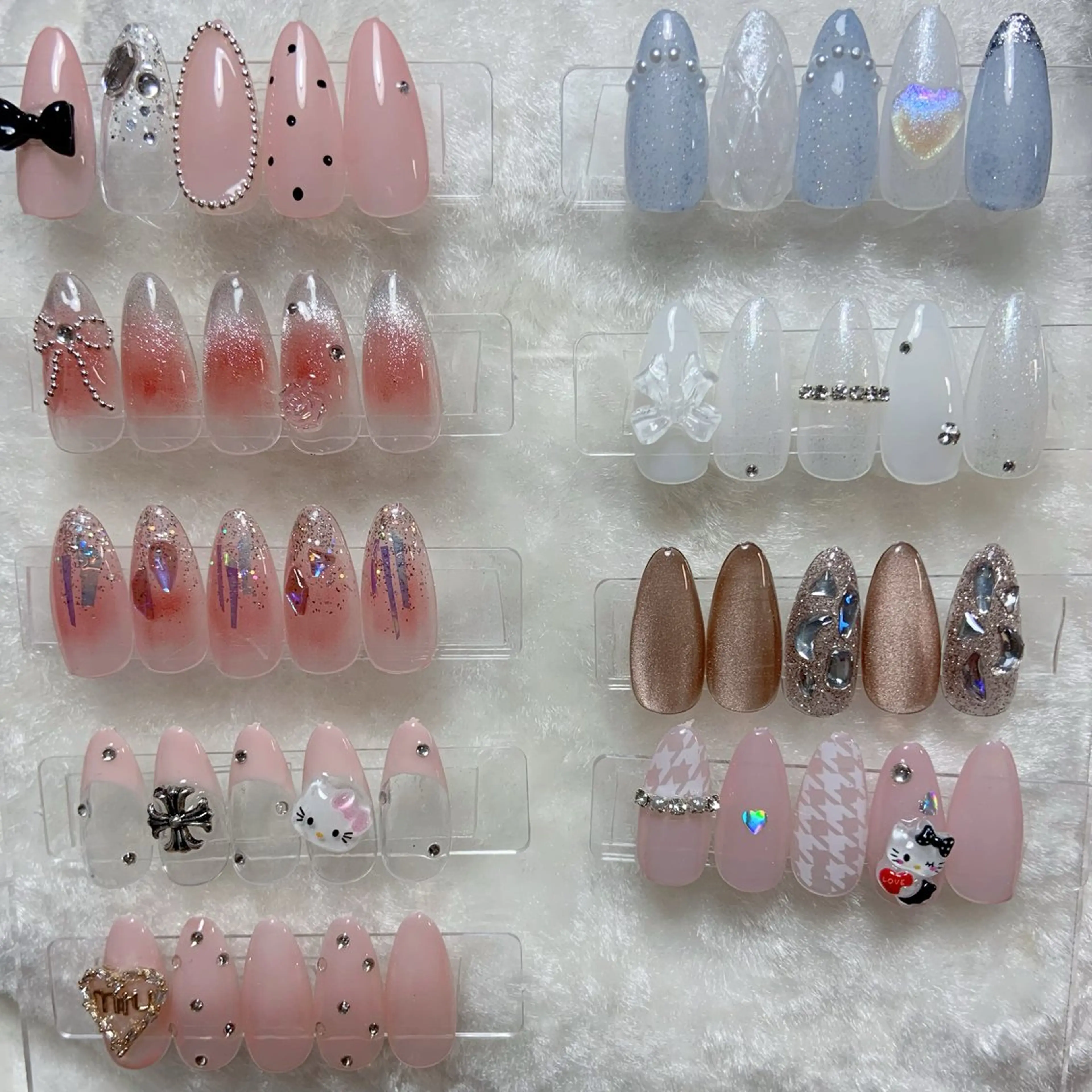 ネイル オーロラネイル チークネイル フレンチネイル ジェルネイル ガラスフレンチ ハンドネイル ハンドケア Nail Jolieのネイルデザイン