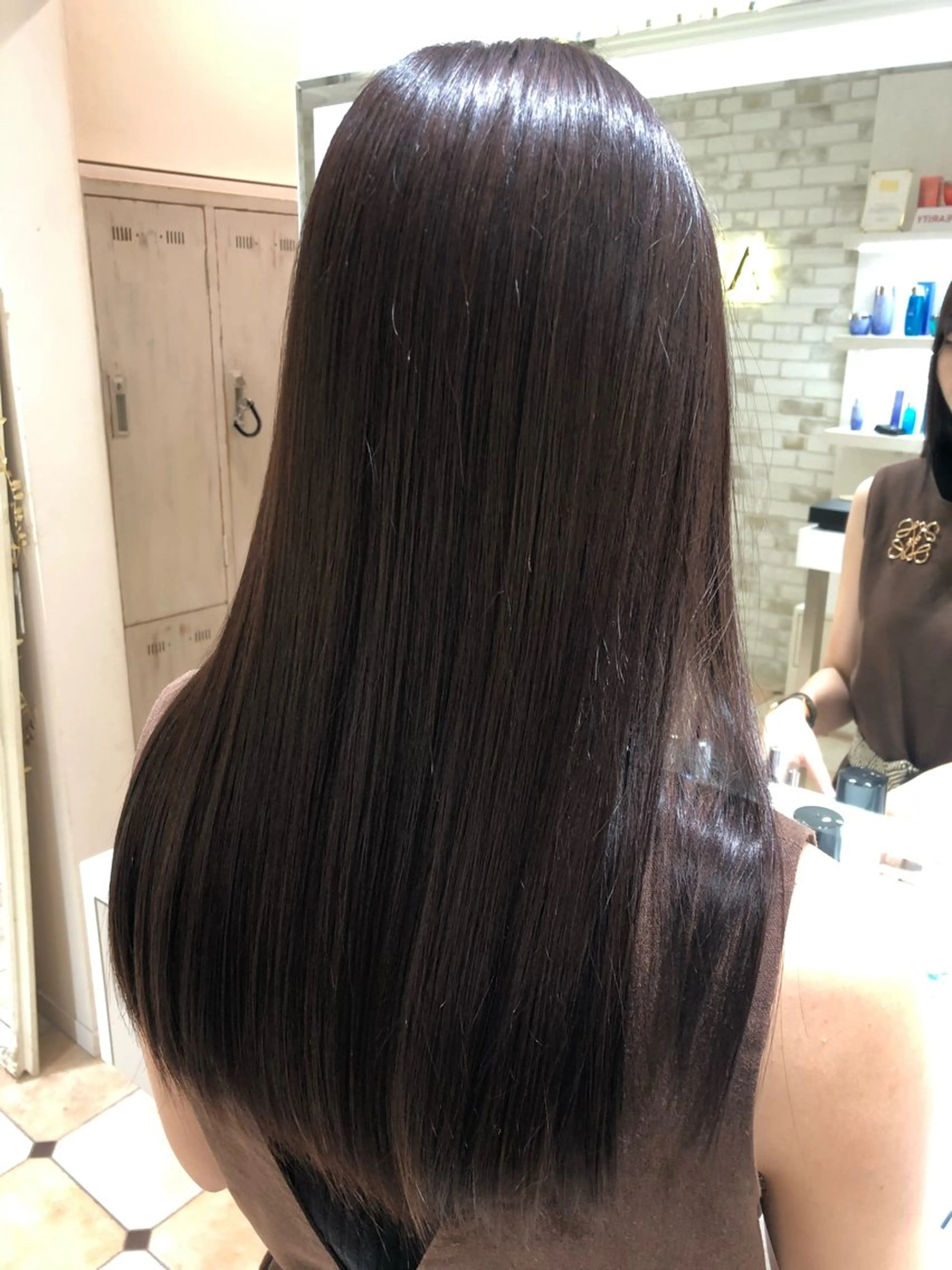 ロング カラー 透明感カラー トリートメント ヘアカラー トリートメント 坂本 茉奈のヘアスタイル