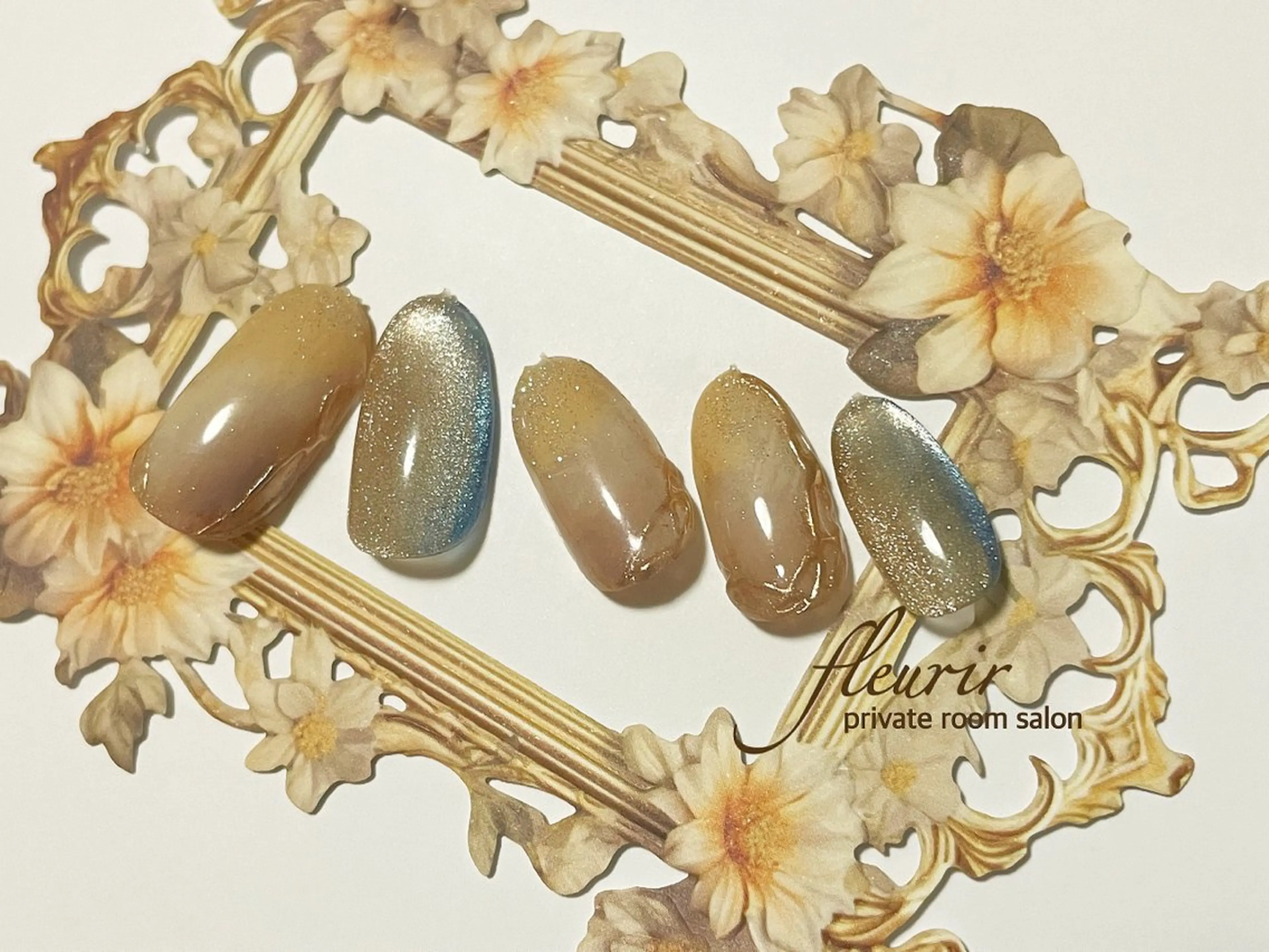 ネイル アートネイル ブルー ゴールド マグネットネイル ミラーネイル フルリール 【プライベートサロンのネイルデザイン