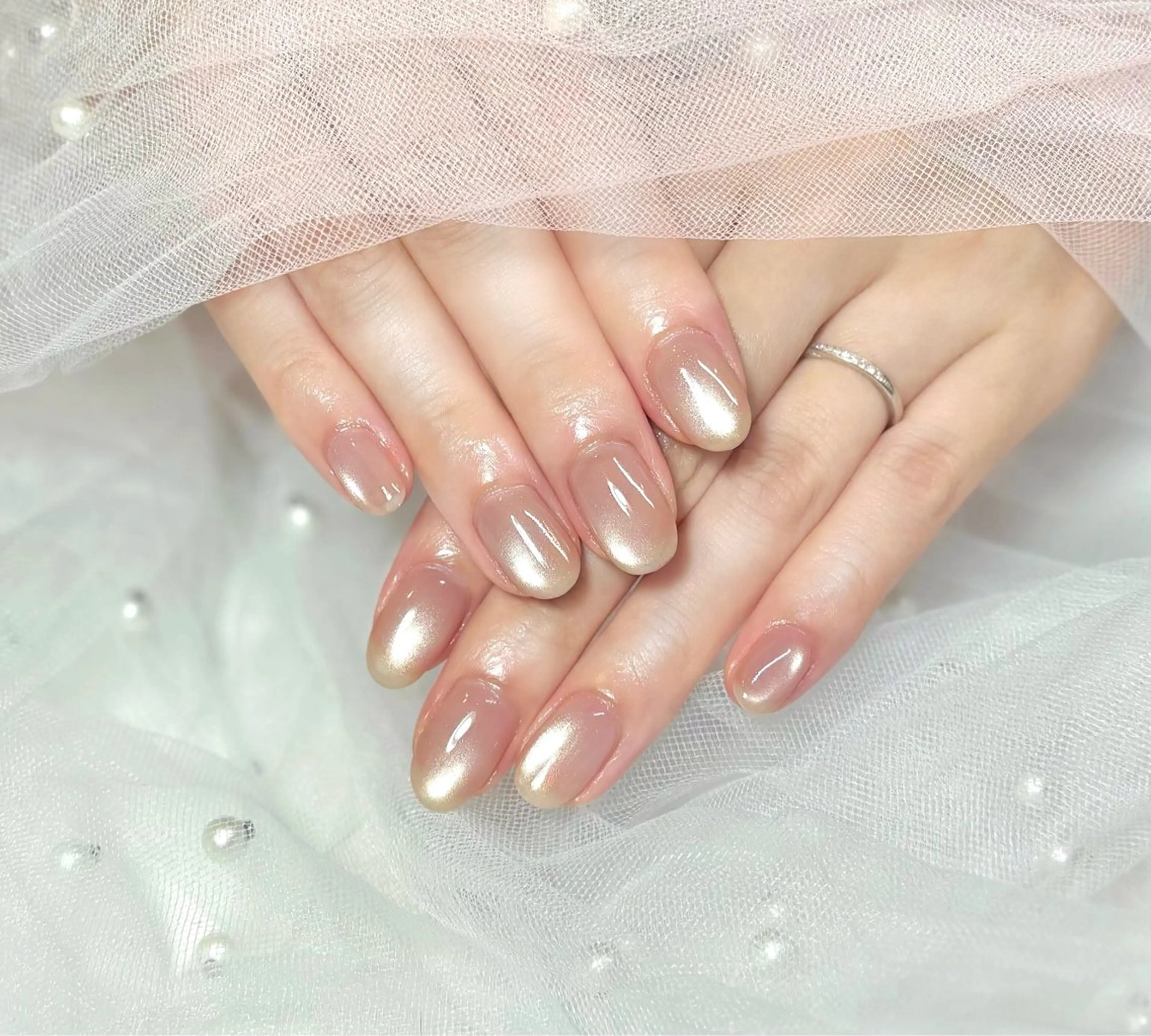 ネイル 氷ネイル・うるうるネイル 韓国ネイル マグネットネイル ビー玉ネイル オフィスネイル 【chatnoir】 MIYUのネイルデザイン