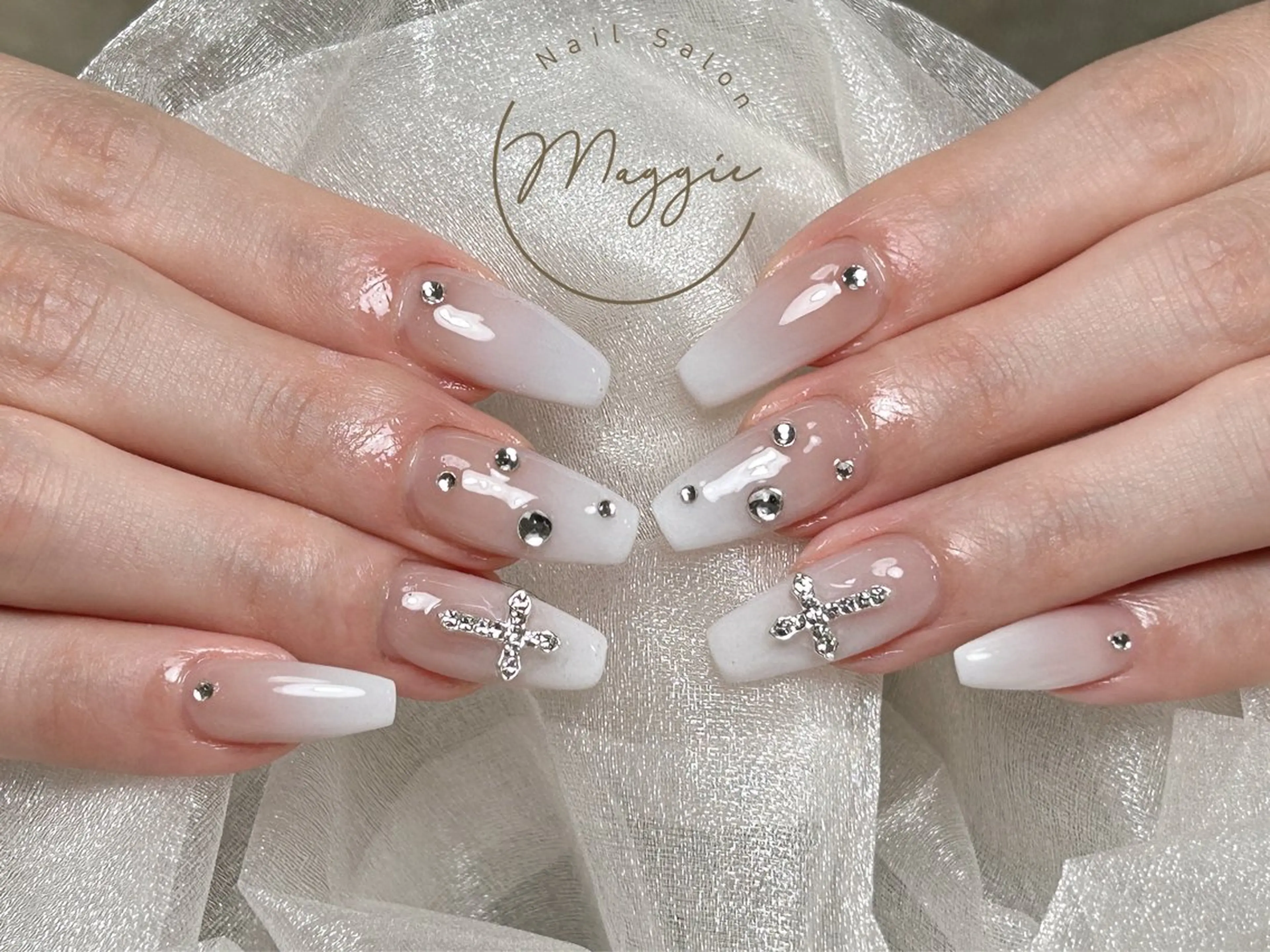 ネイル Maggie Nail🦩のネイルデザイン