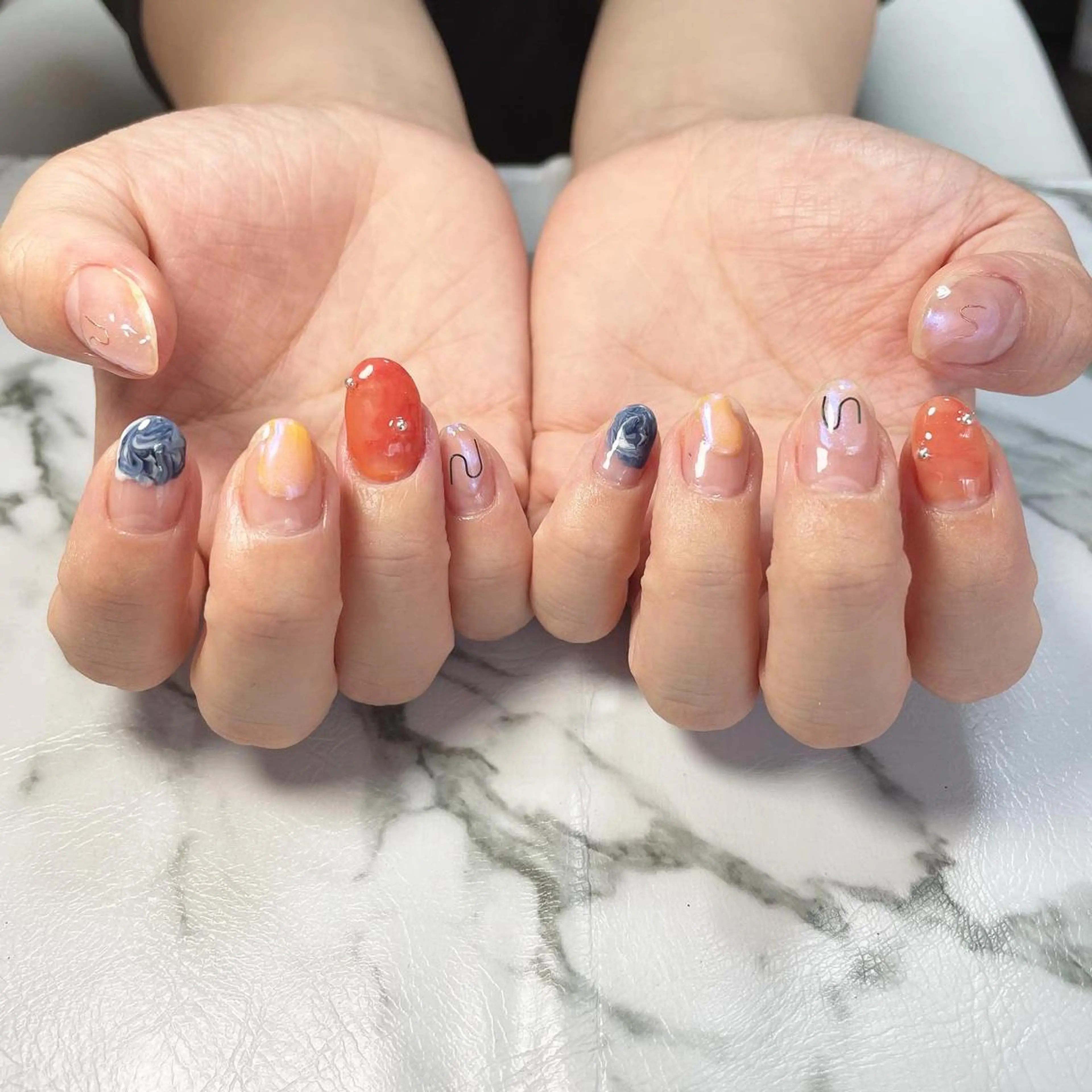ネイル ニュアンスネイル Momo nailsalonのネイルデザイン