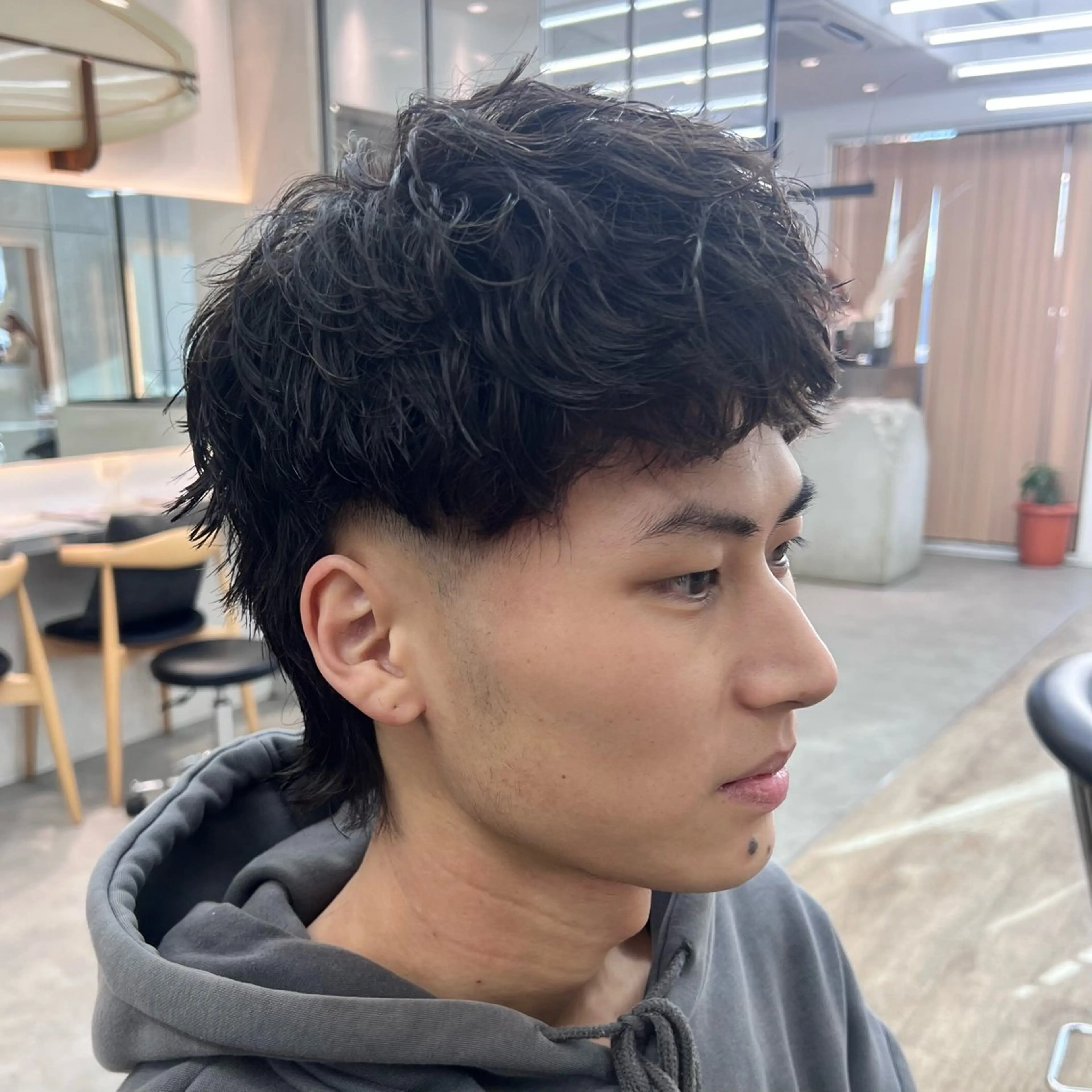 パーマ メンズ マッシュウルフ マッシュ メンズパーマ 波巻きパーマ メンズウルフカット カット パーマ トリートメント メンズ/韓国レイヤー /縮毛矯正/📍爽太のヘアスタイル