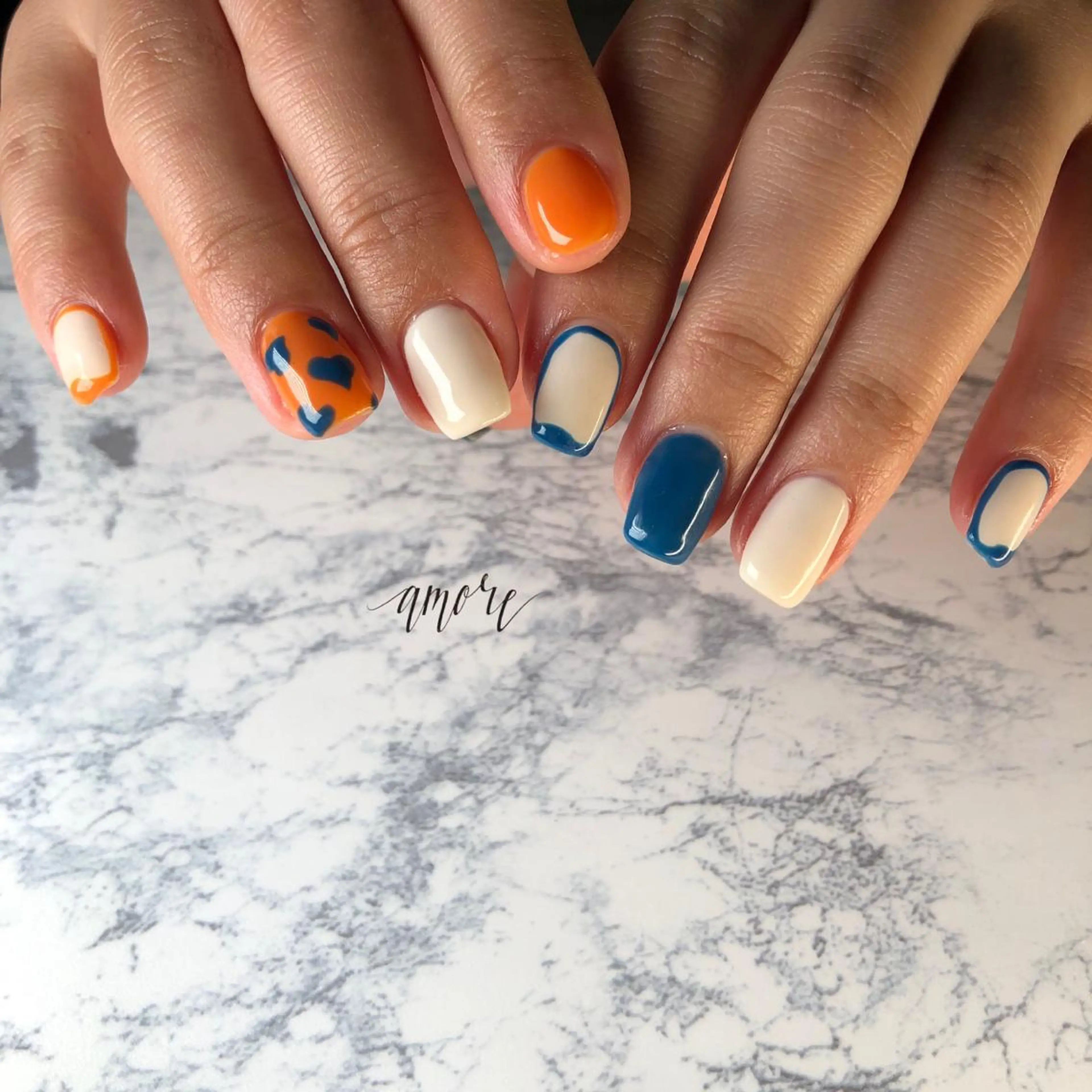 ネイル ジェルネイル 氷ネイル・うるうるネイル マグネットネイル ミラーネイル ニュアンスネイル You kyehwaのネイルデザイン