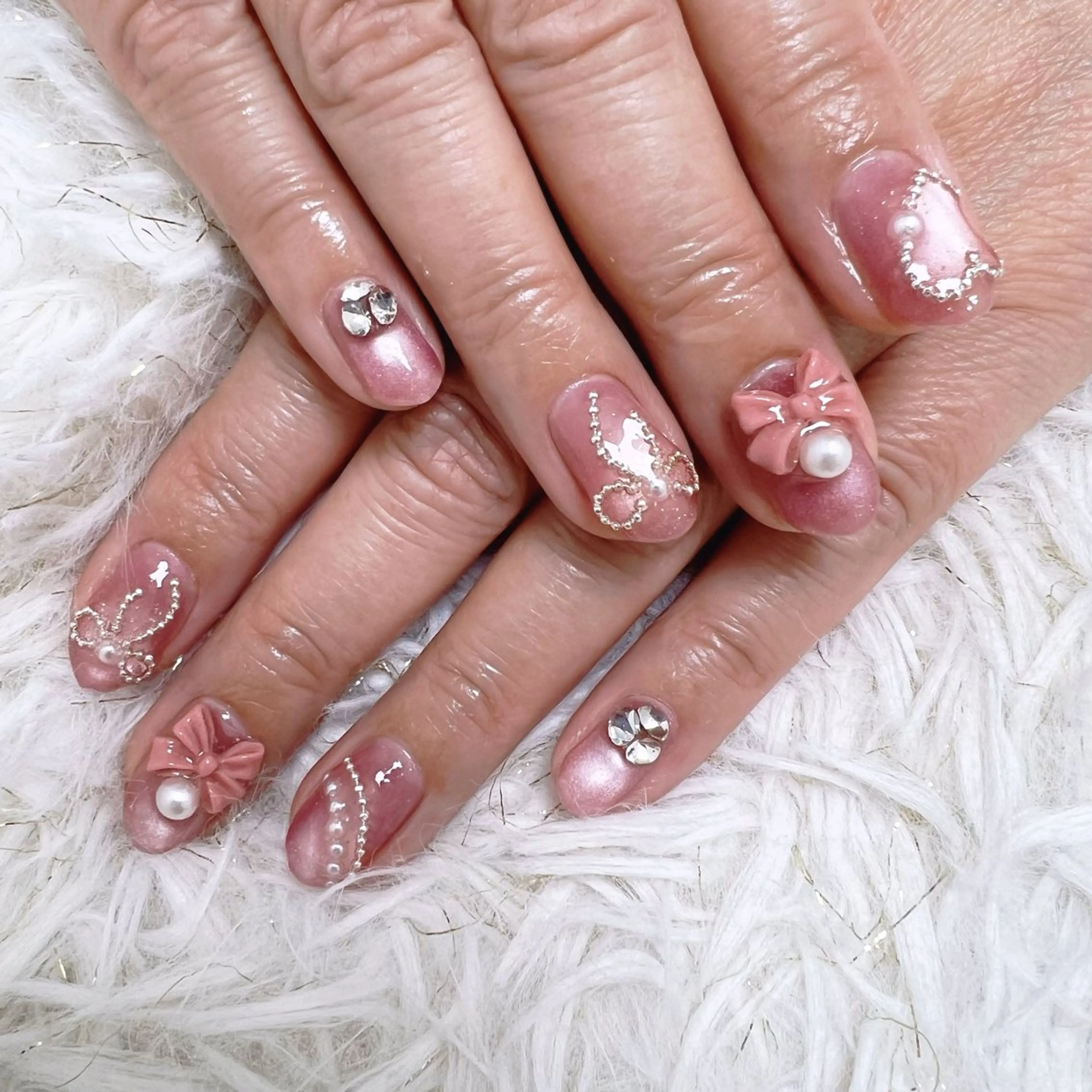 ネイル アートネイル フラッシュネイル フレンチネイル ジェルネイル ガラスフレンチ share. yurieのネイルデザイン