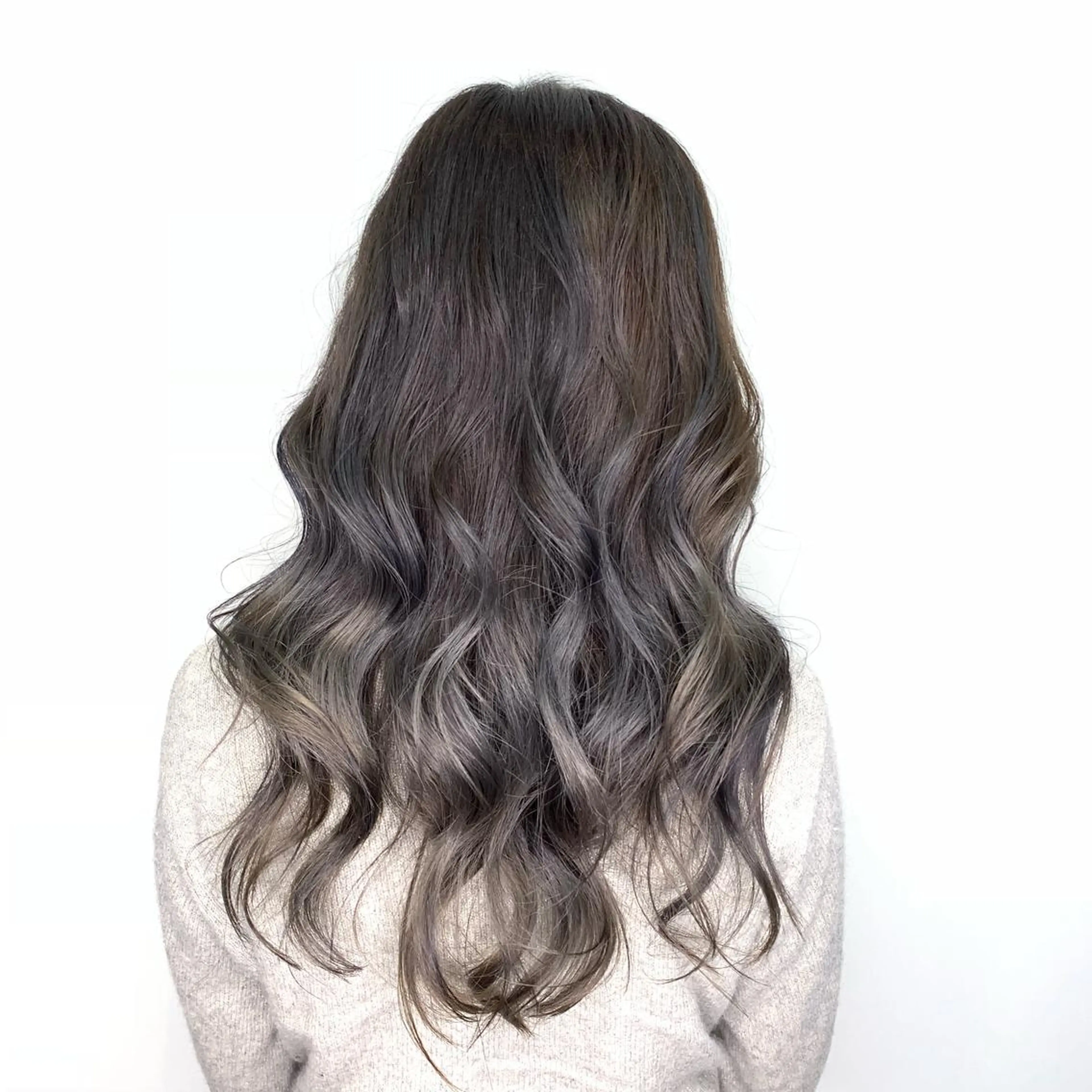 セミロング 艶髪 森田/嵩士のヘアスタイル