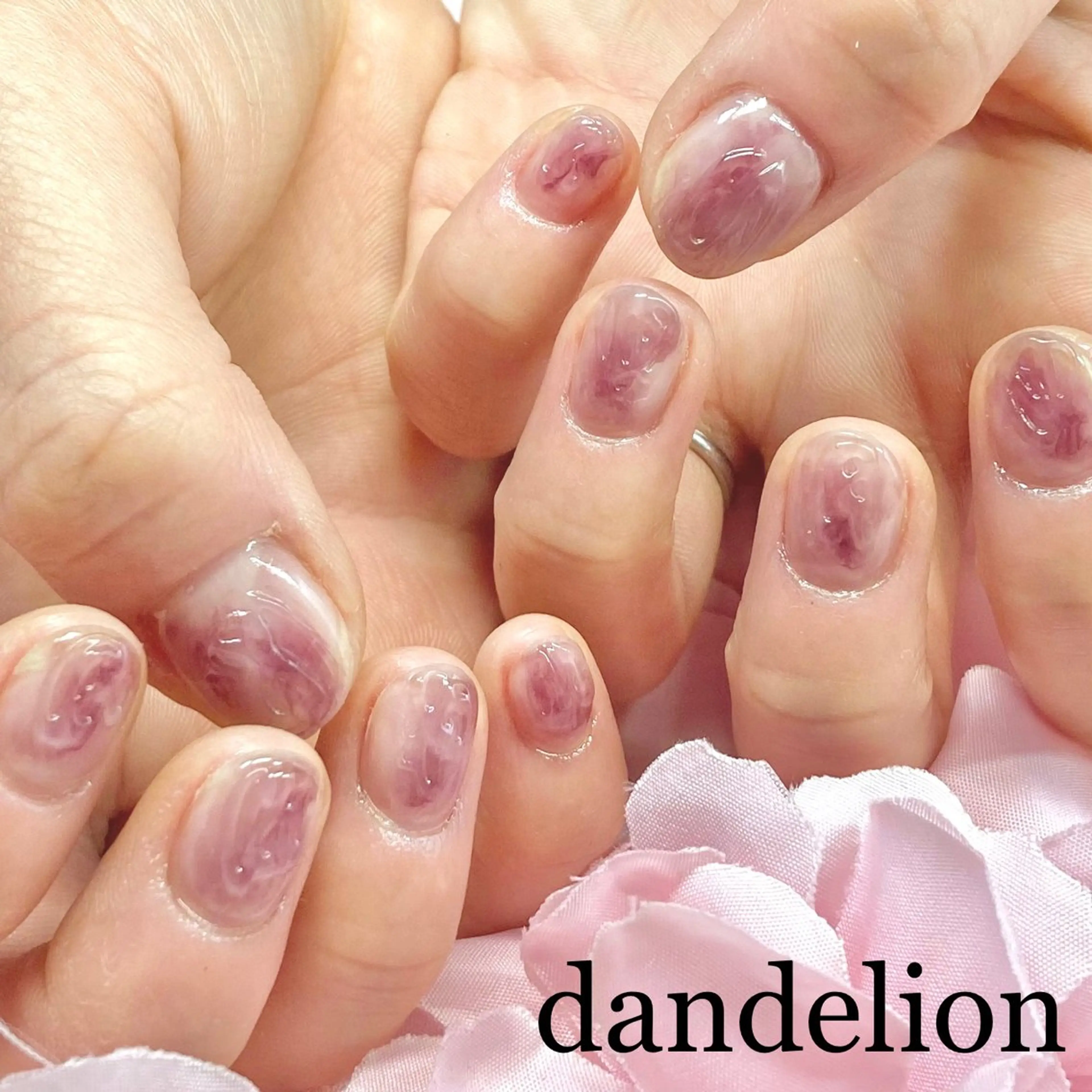 ネイル ハンドネイル ハンドケア dandelion ダンデライオンのネイルデザイン