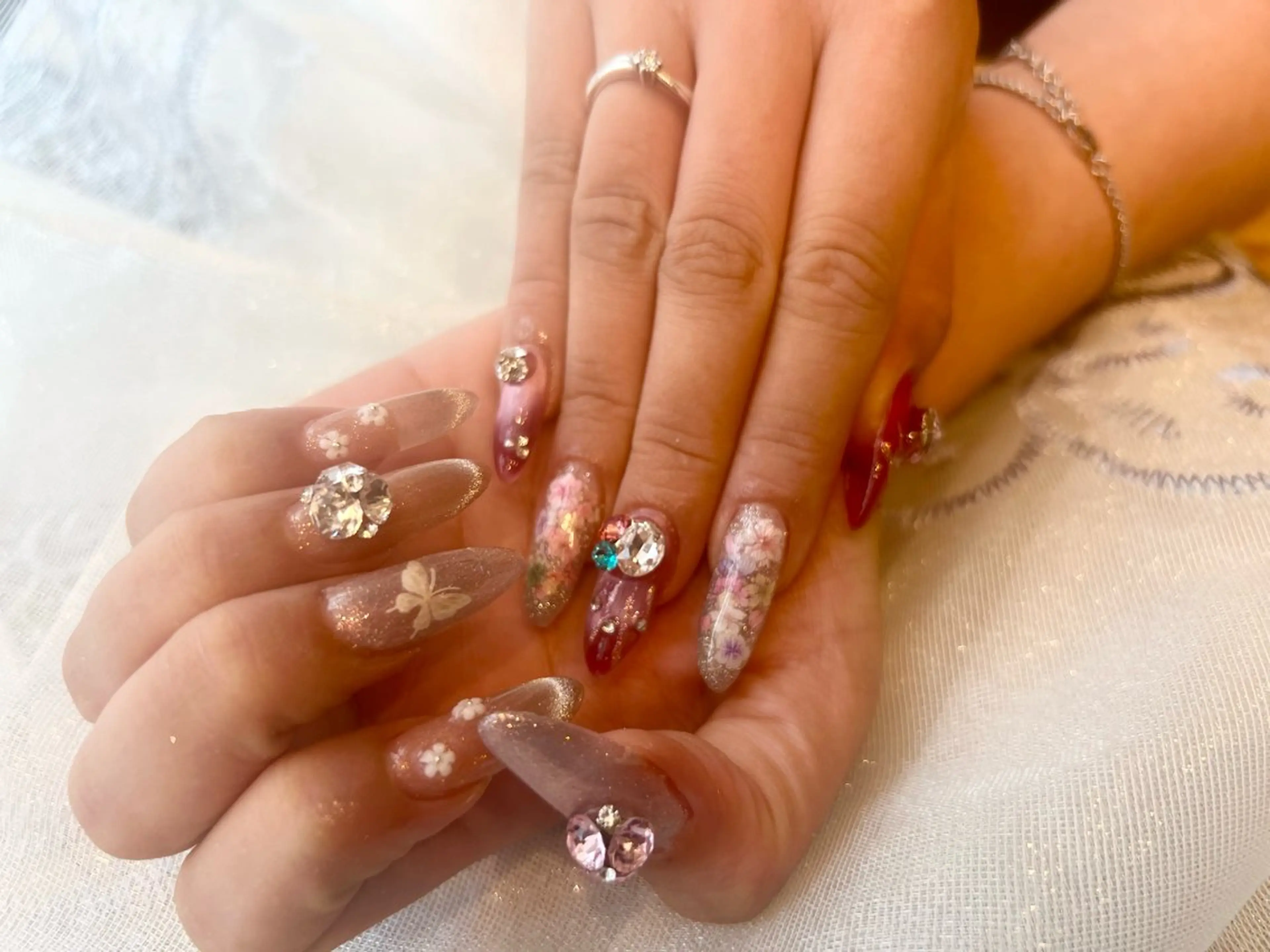 ネイル 南田 リジュンのネイルデザイン