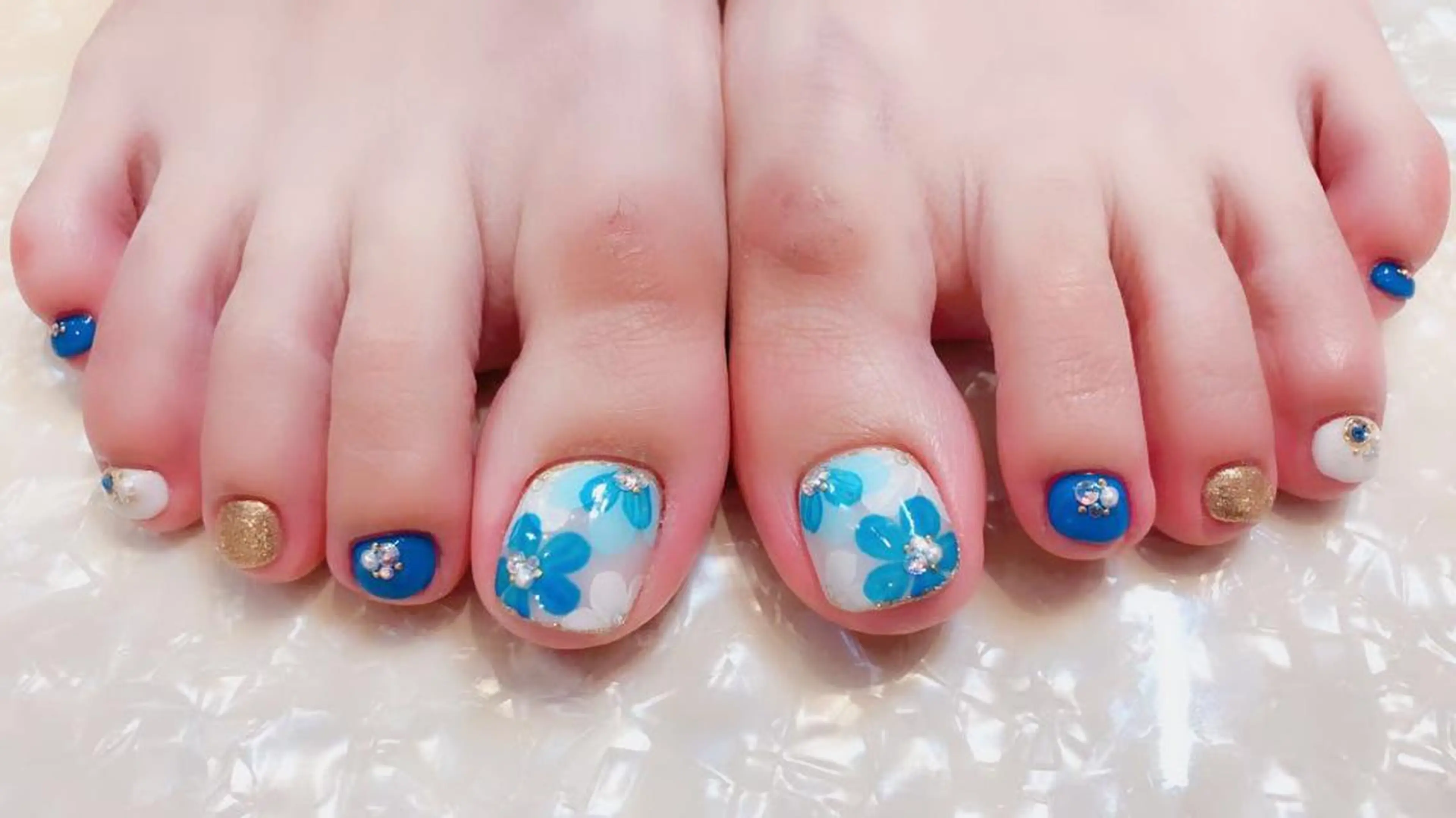 ネイル フットネイル フットネイル リン リンのネイルデザイン