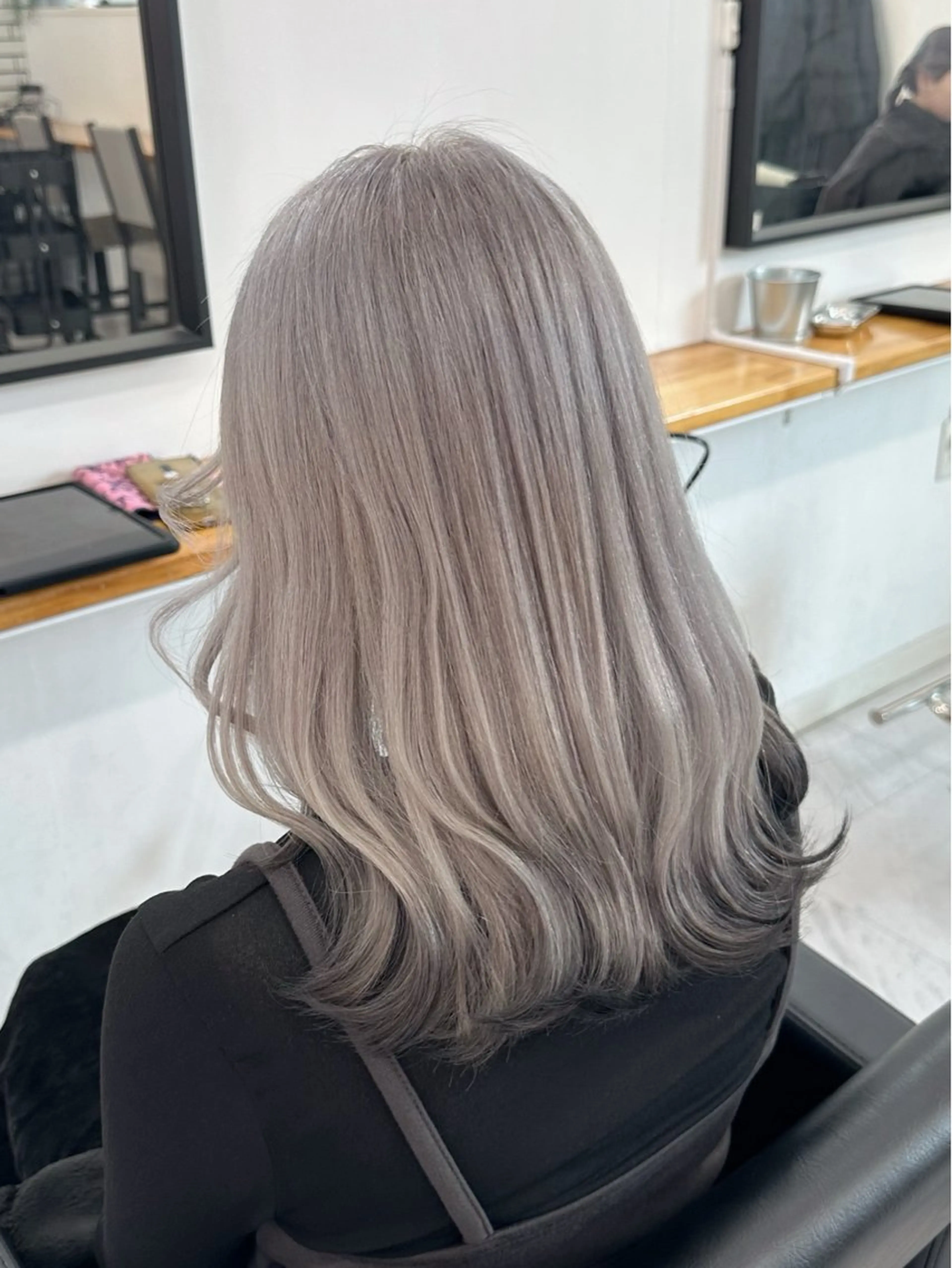 ロング カラー ブリーチ ヘアカラー トリートメント GiseL博多 HiROEのヘアスタイル